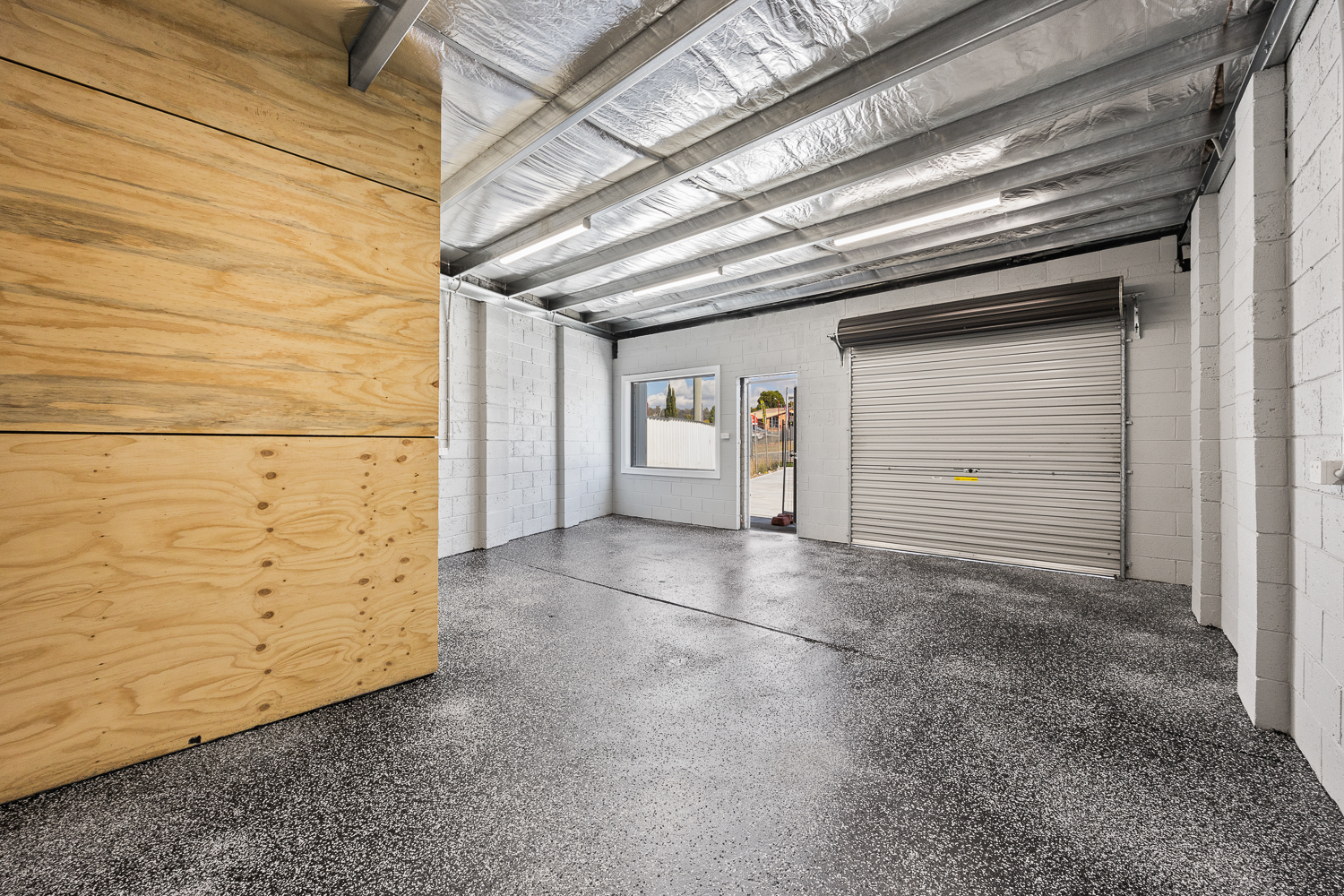 335 Hobart Road, Youngtown