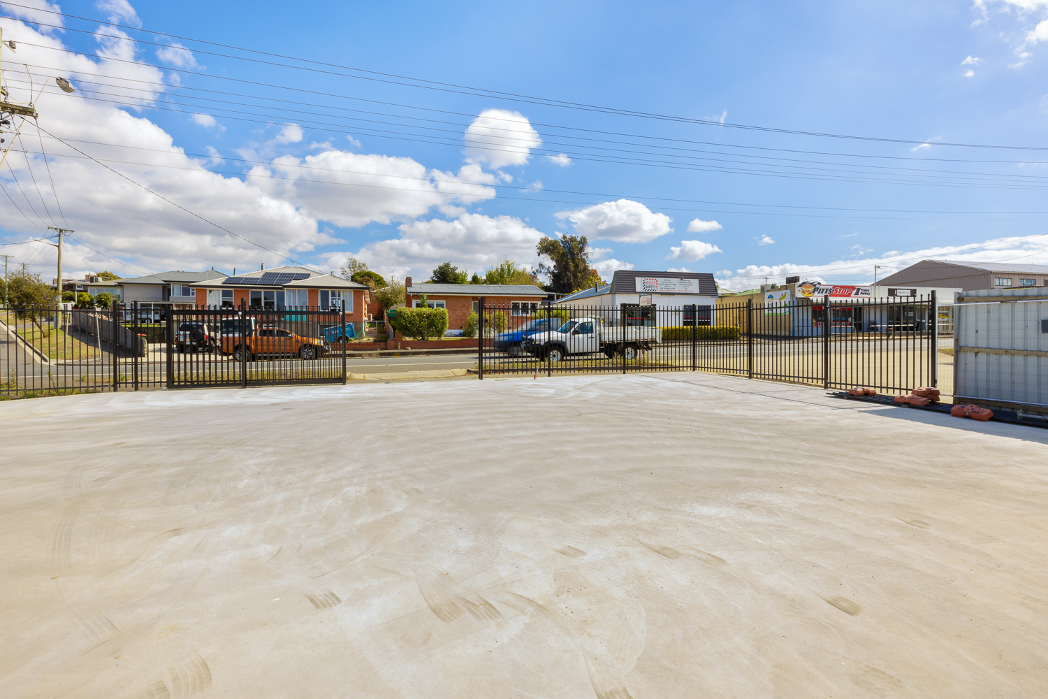 335 Hobart Road, Youngtown