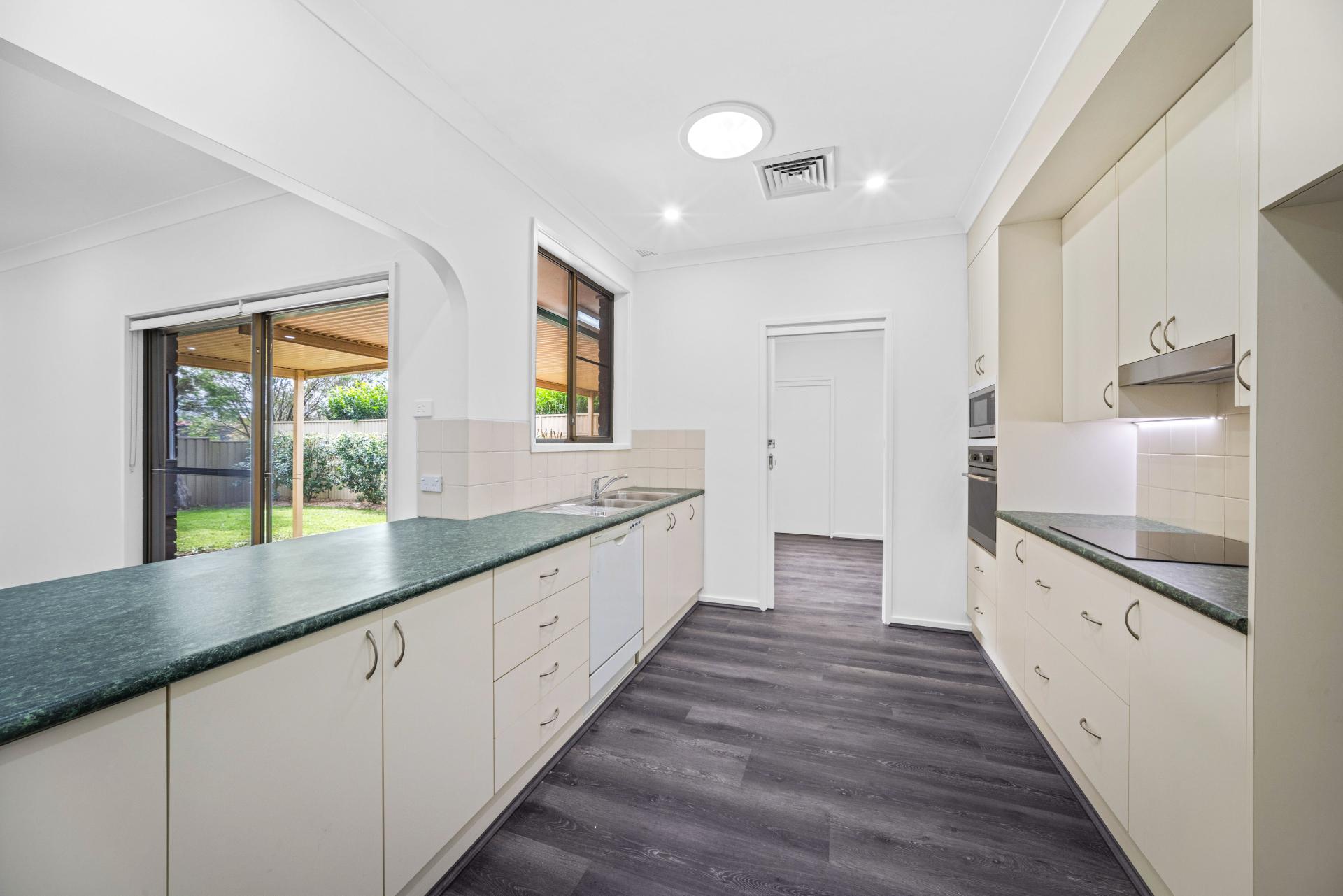 18 Fuchsia Court, Baulkham Hills