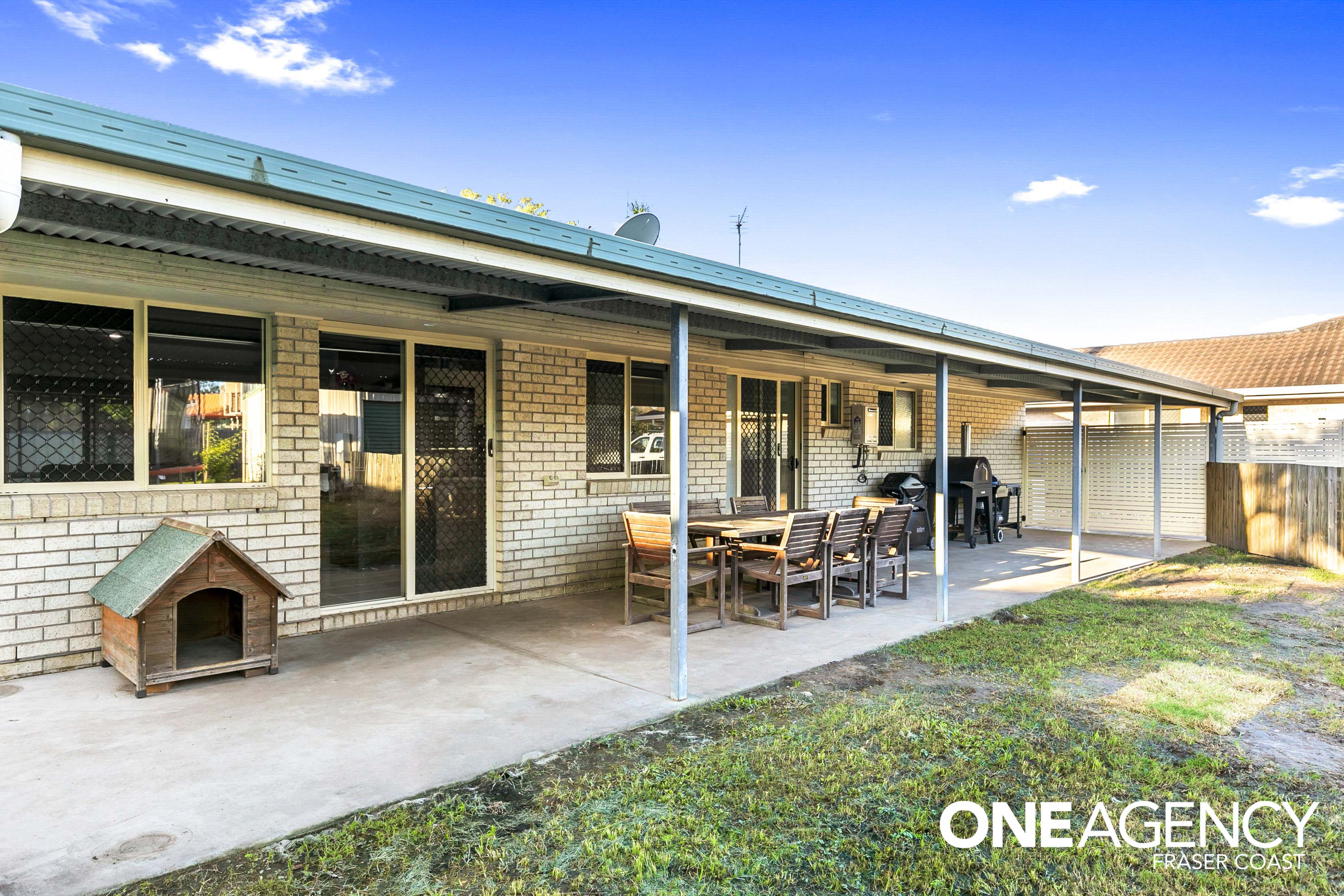 140 Emerald Park Way, Urangan