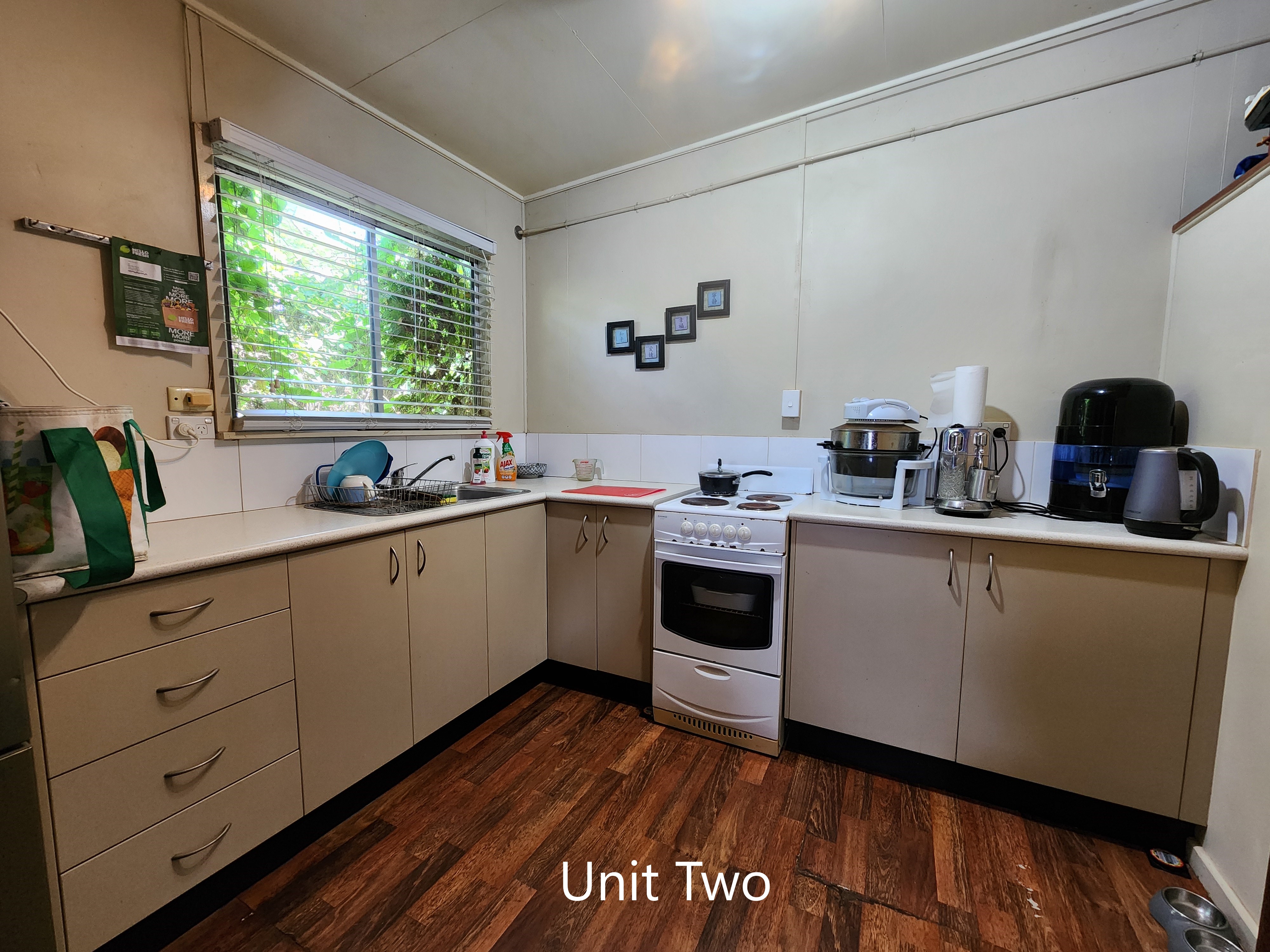 8 Gray Street, Atherton