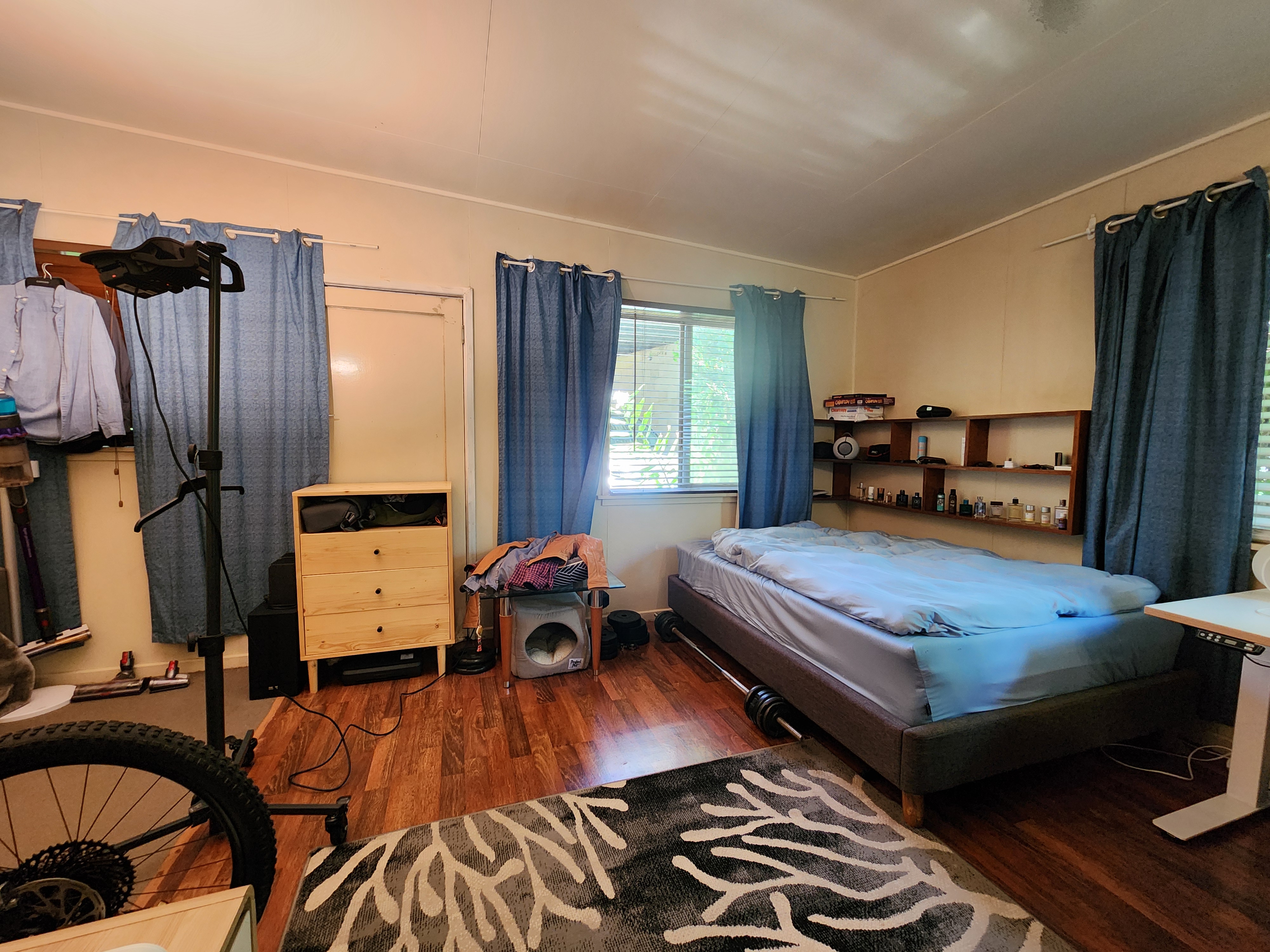 8 Gray Street, Atherton