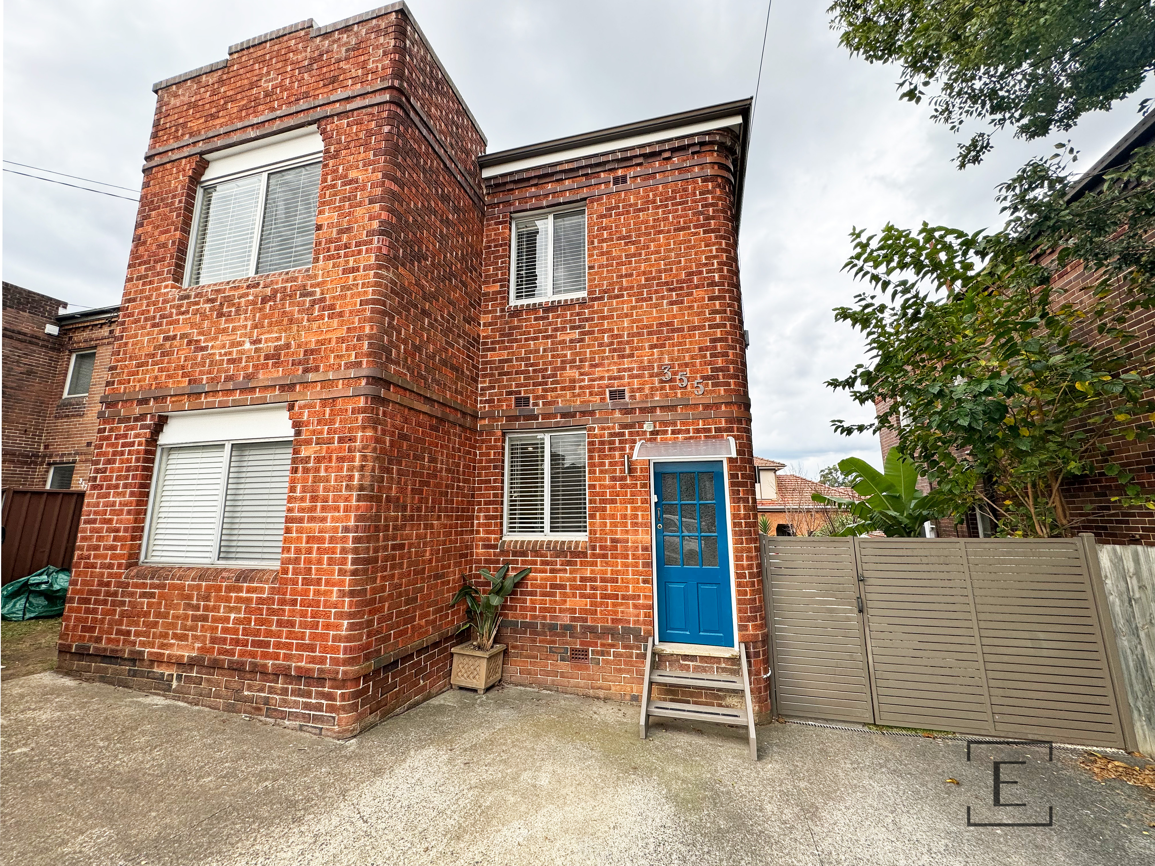 2 / 355 Concord Road, Concord West
