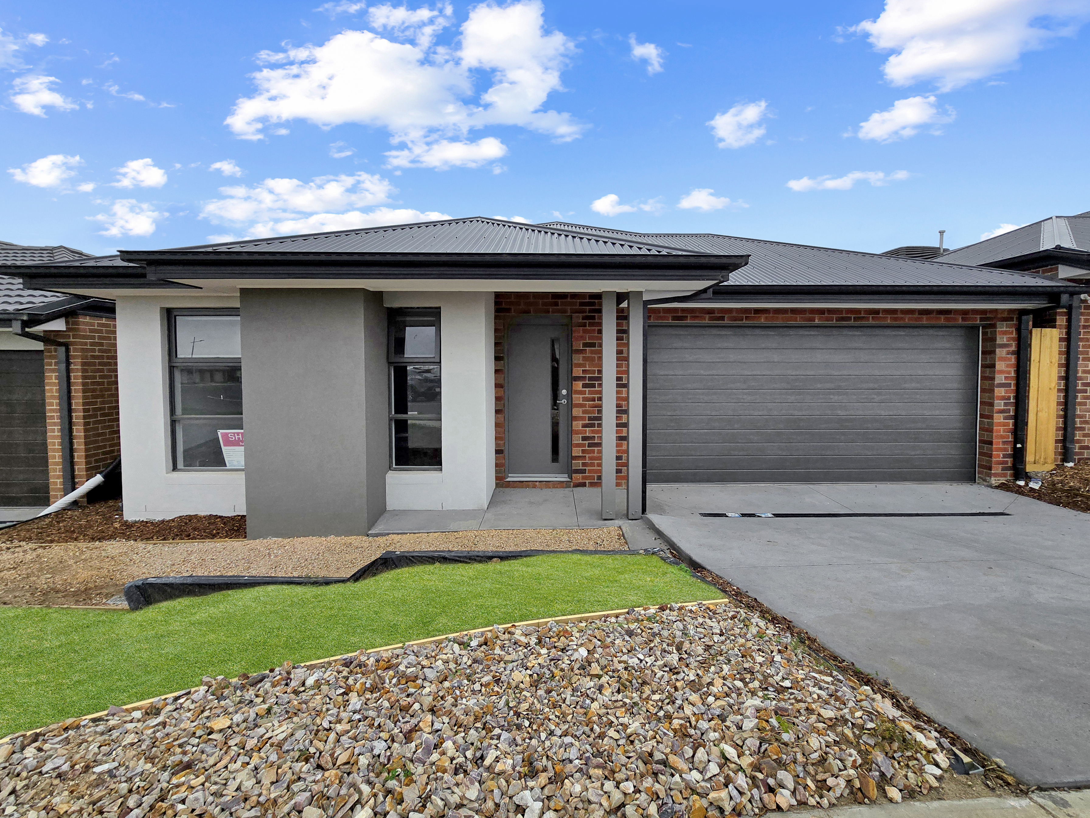Listing image for 4 Mollyan Avenue, CHARLEMONT  VIC  3217
