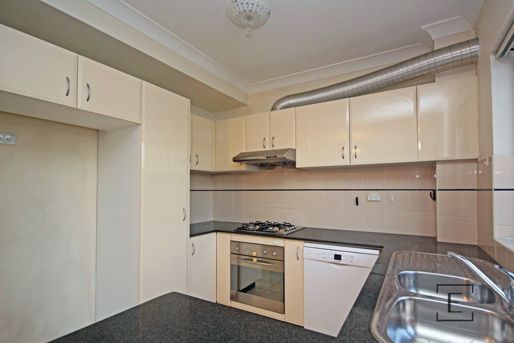 33 / 32-36 Hornsey Road, Homebush West