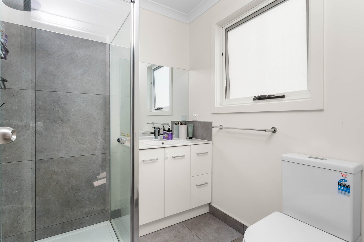 2 / 7 Mary Street, George Town