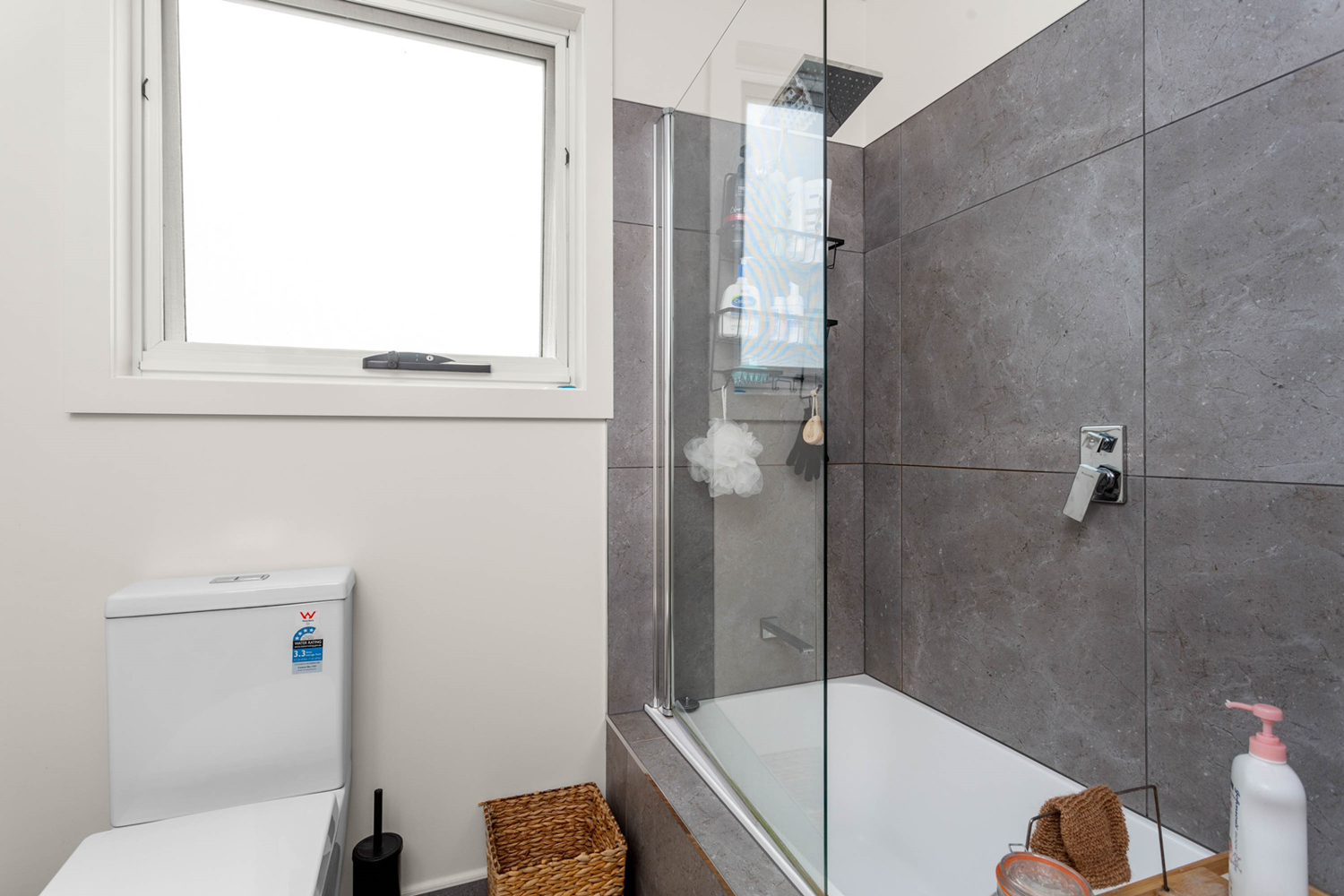 2 / 7 Mary Street, George Town