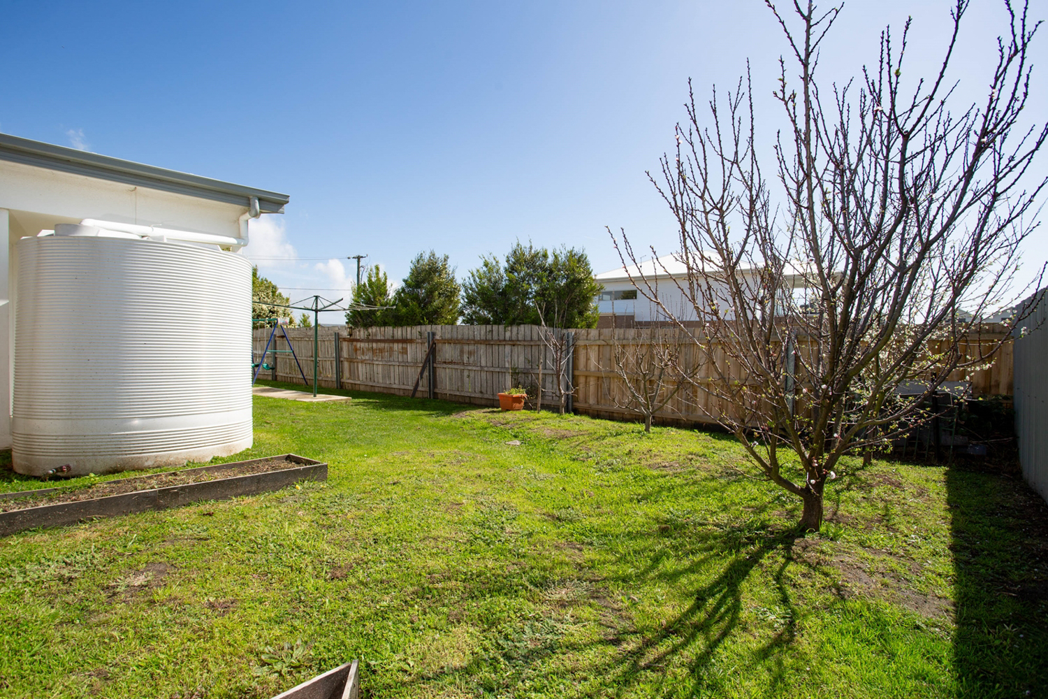 2 / 7 Mary Street, George Town