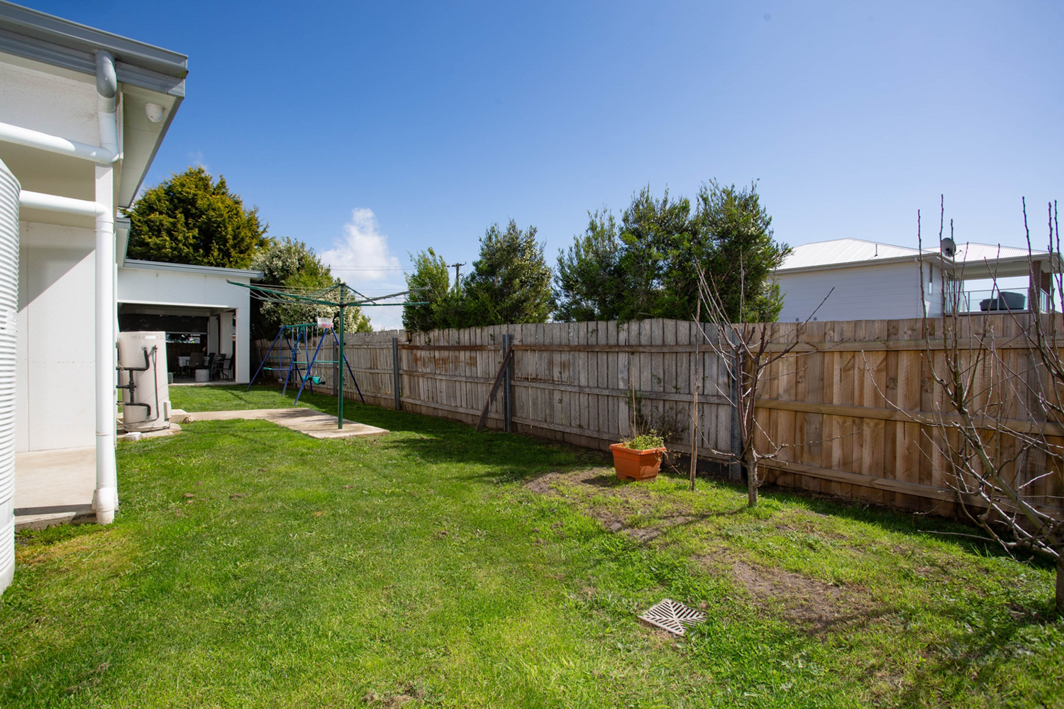 2 / 7 Mary Street, George Town