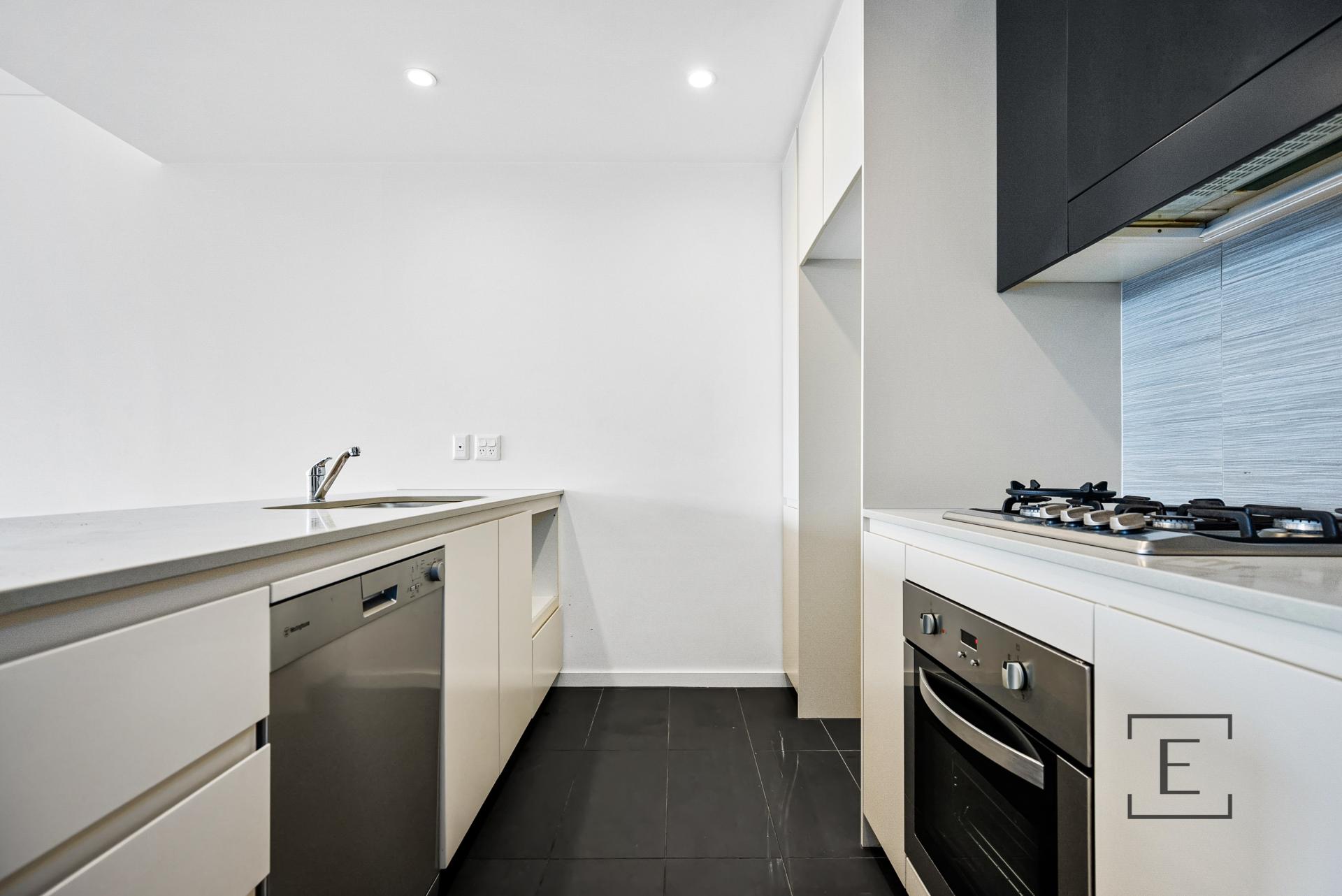 C605 / 8 Nuvolari Place, Wentworth Point