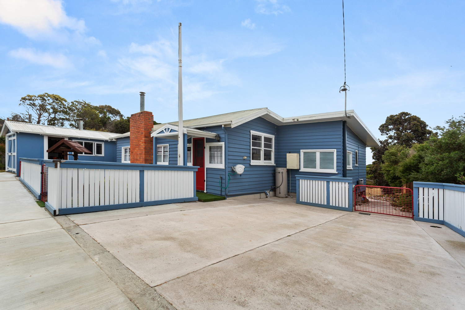 45 Major Street, Weymouth