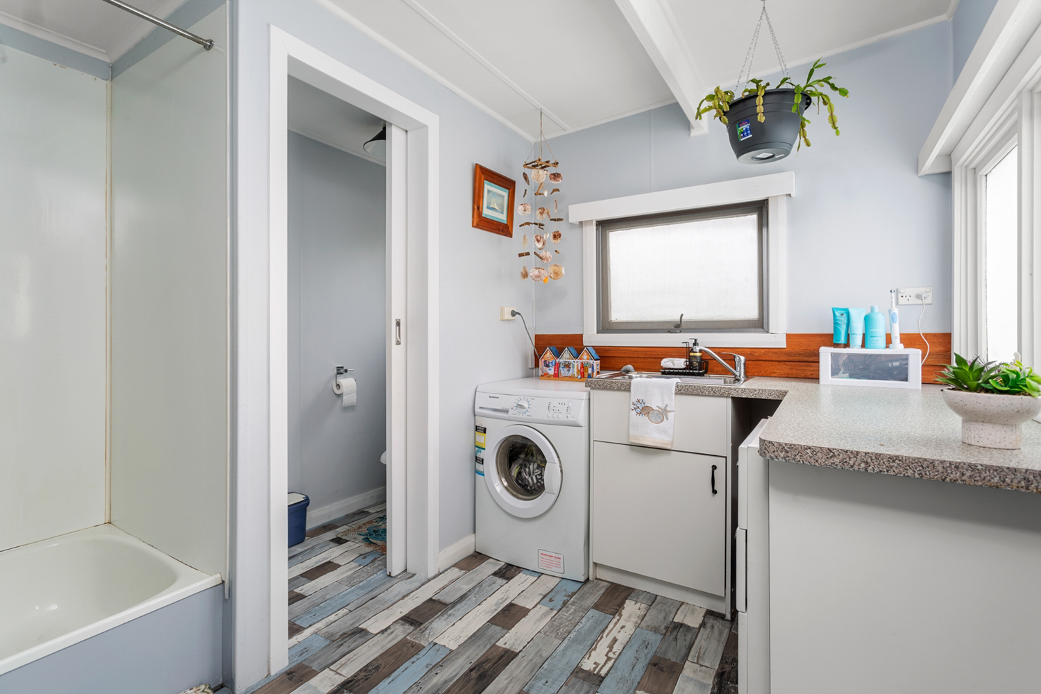 45 Major Street, Weymouth