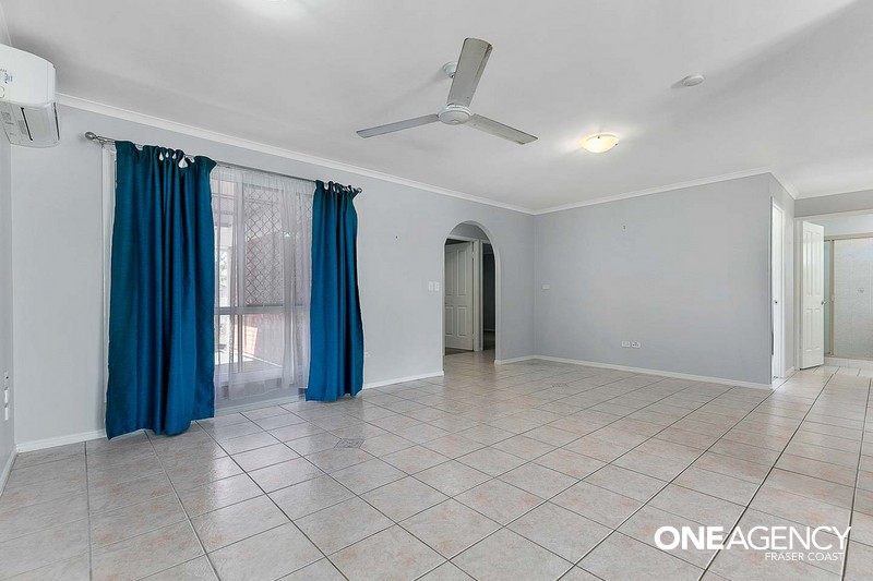 66 Ibis Boulevard, Eli Waters