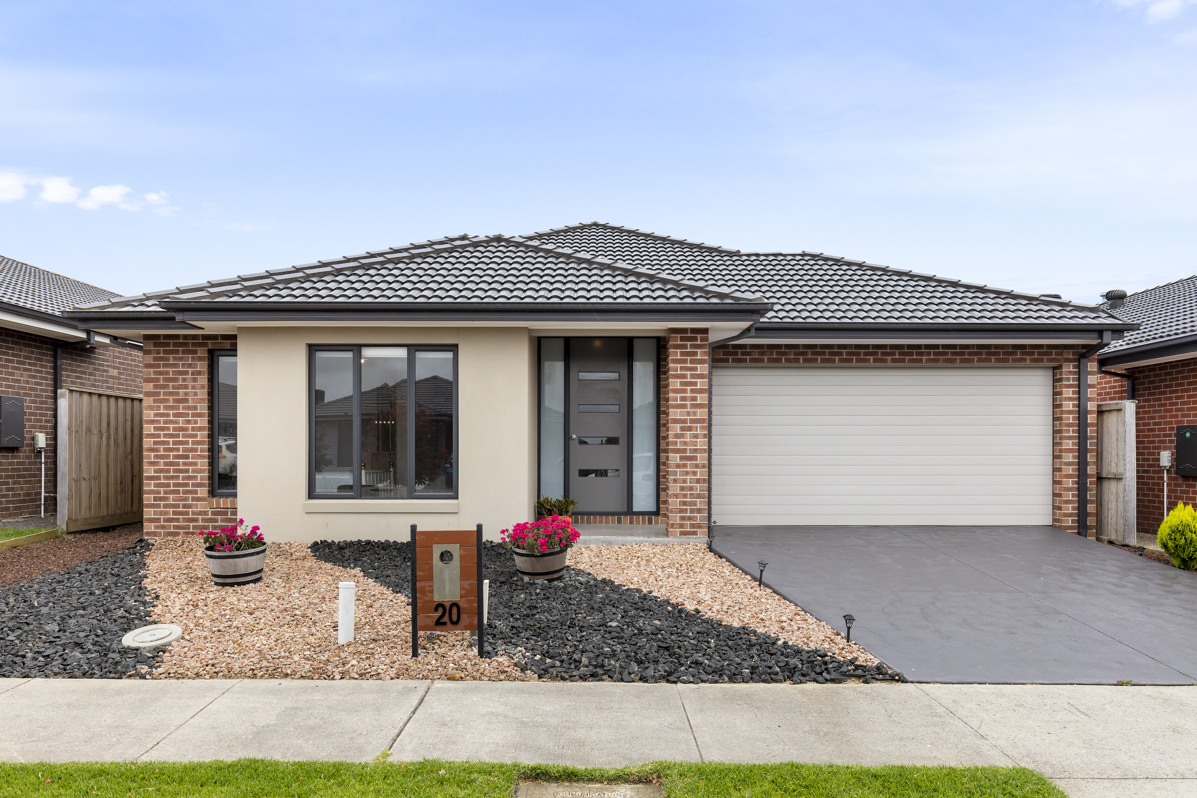 Listing image for 20 Snedden Street, ARMSTRONG CREEK  VIC  3217