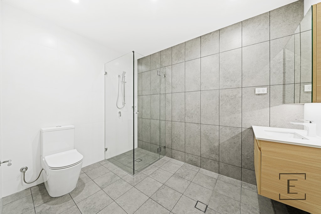 201 / 28 Courallie Avenue, Homebush West