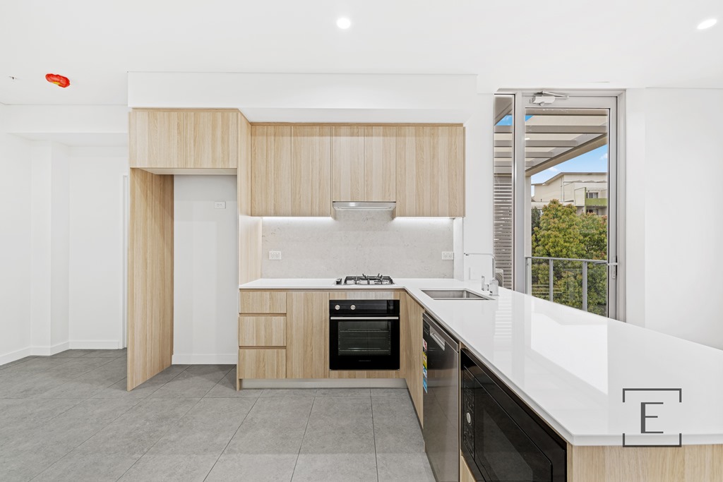 201 / 28 Courallie Avenue, Homebush West