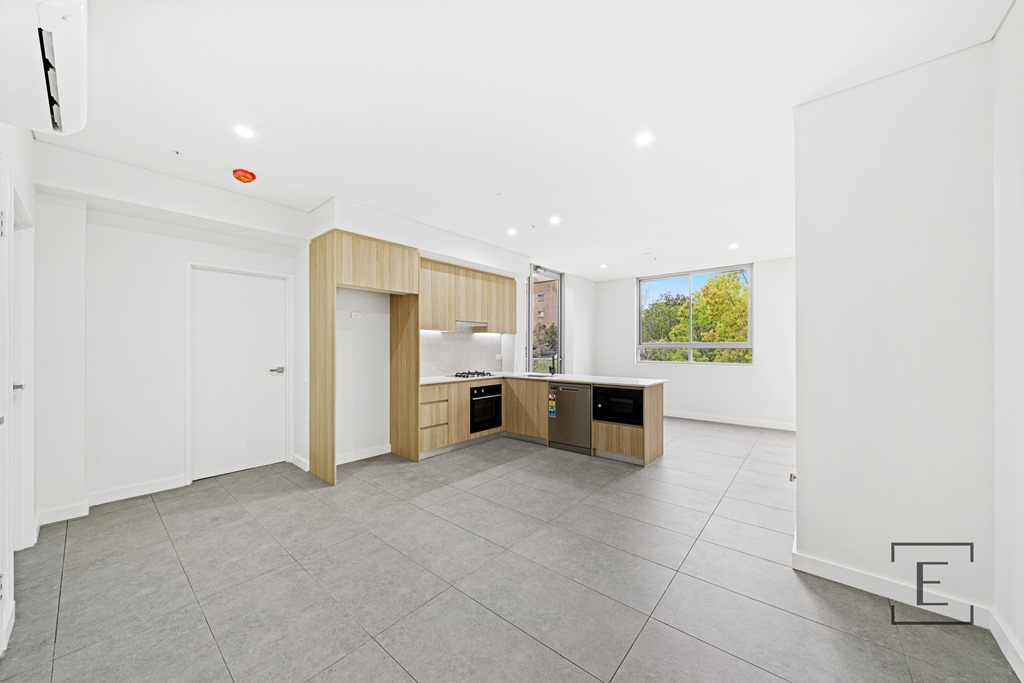 201 / 28 Courallie Avenue, Homebush West