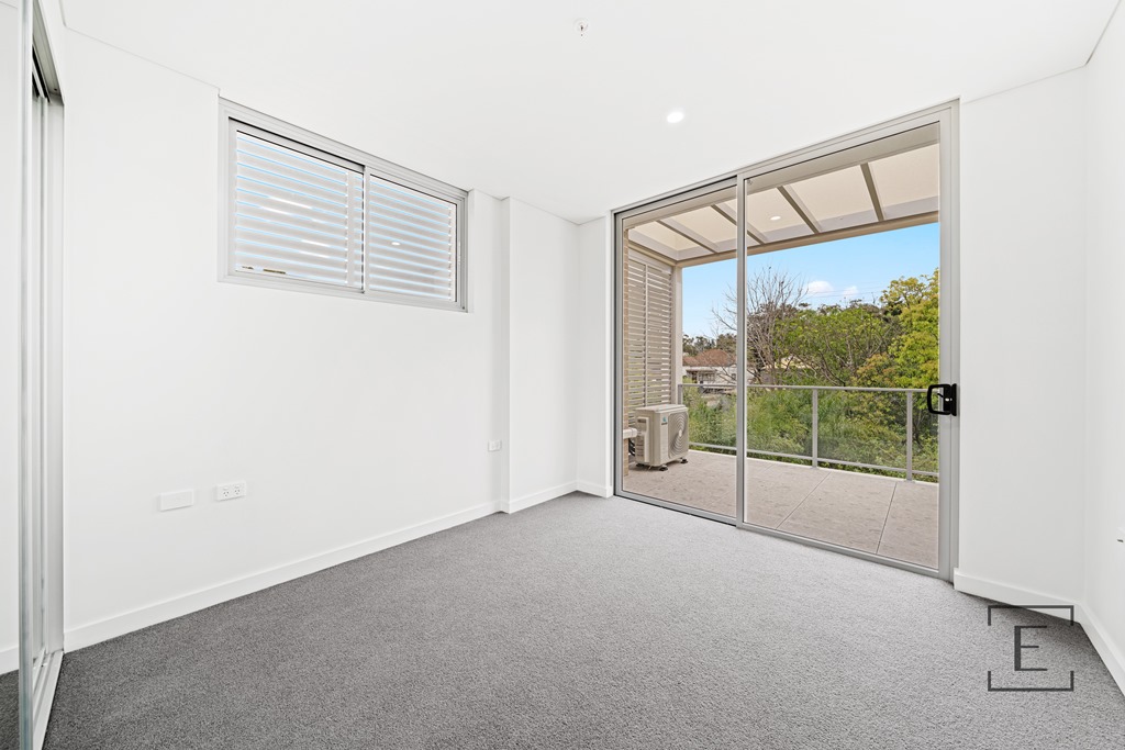 201 / 28 Courallie Avenue, Homebush West