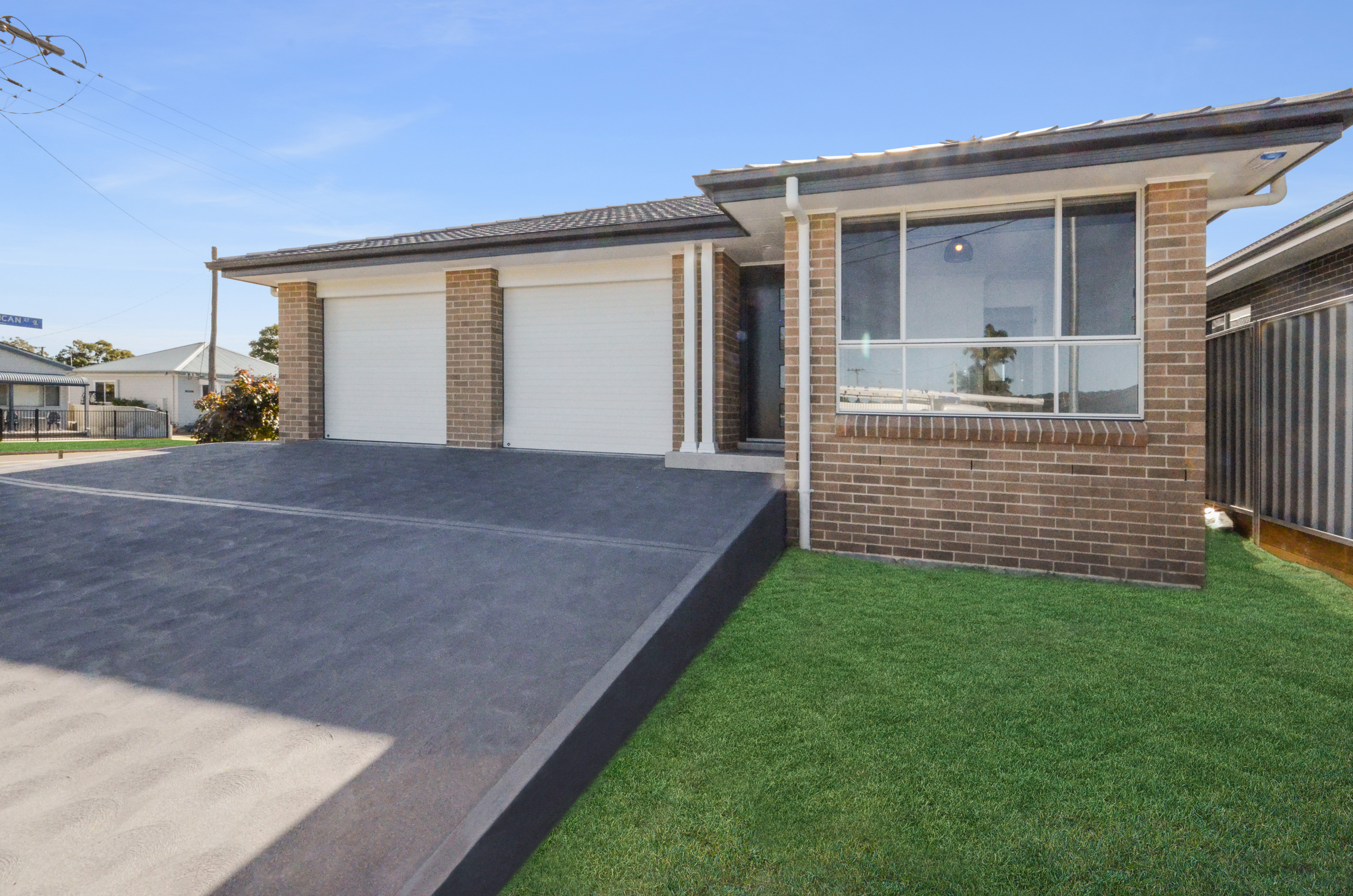 9 Charles Street, Swansea