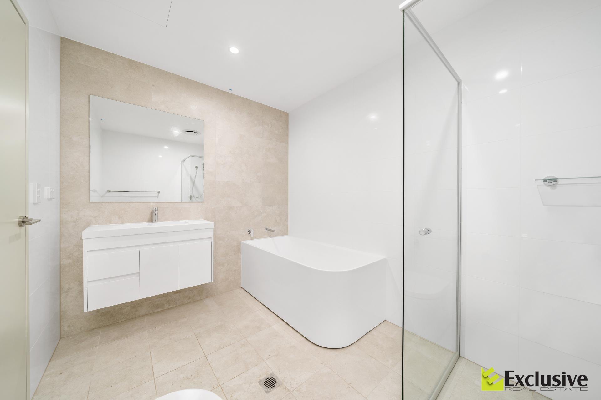 G03 / 10 Smallwood Avenue, Homebush