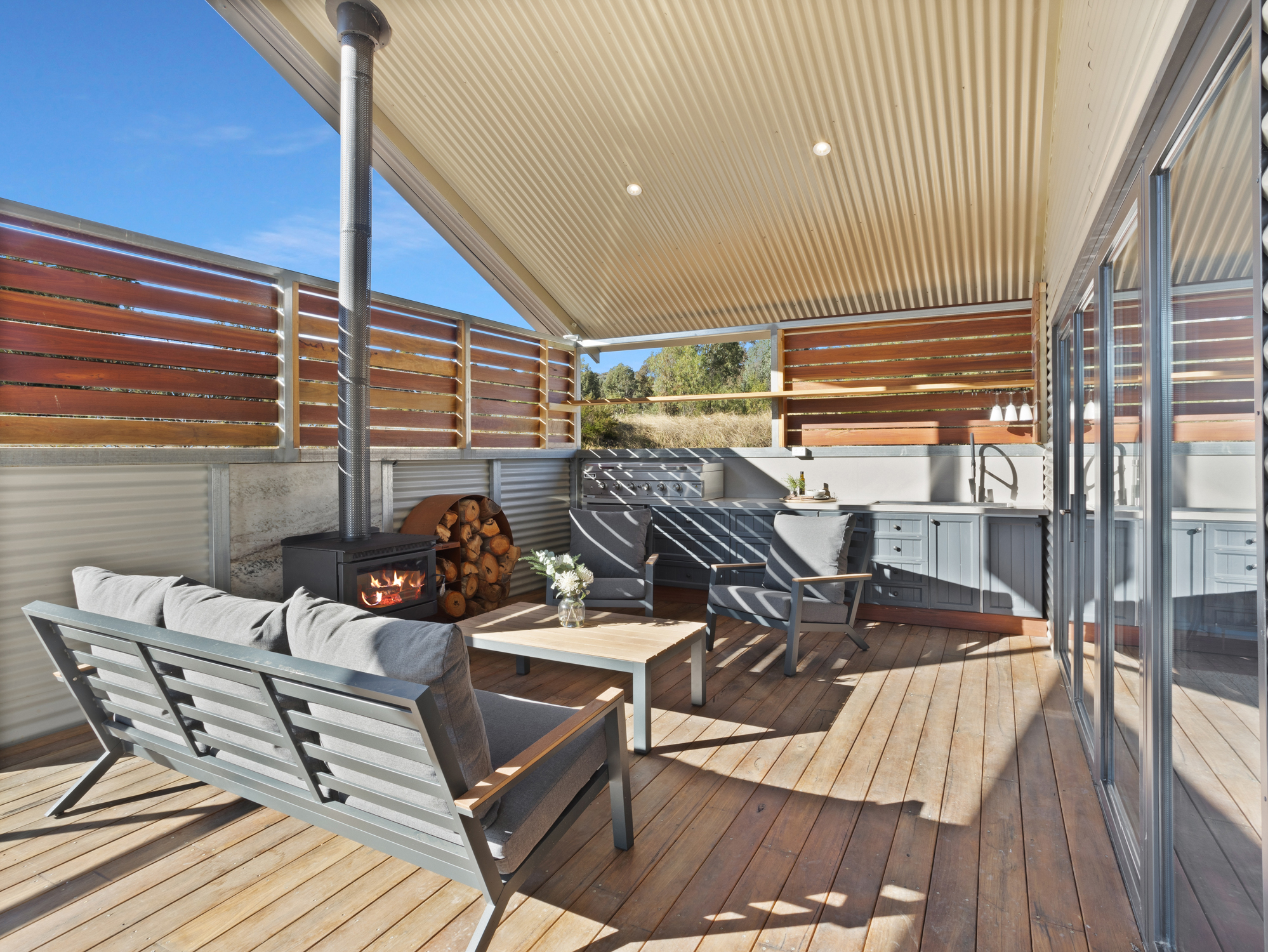 86 MacKay Street, Eldorado