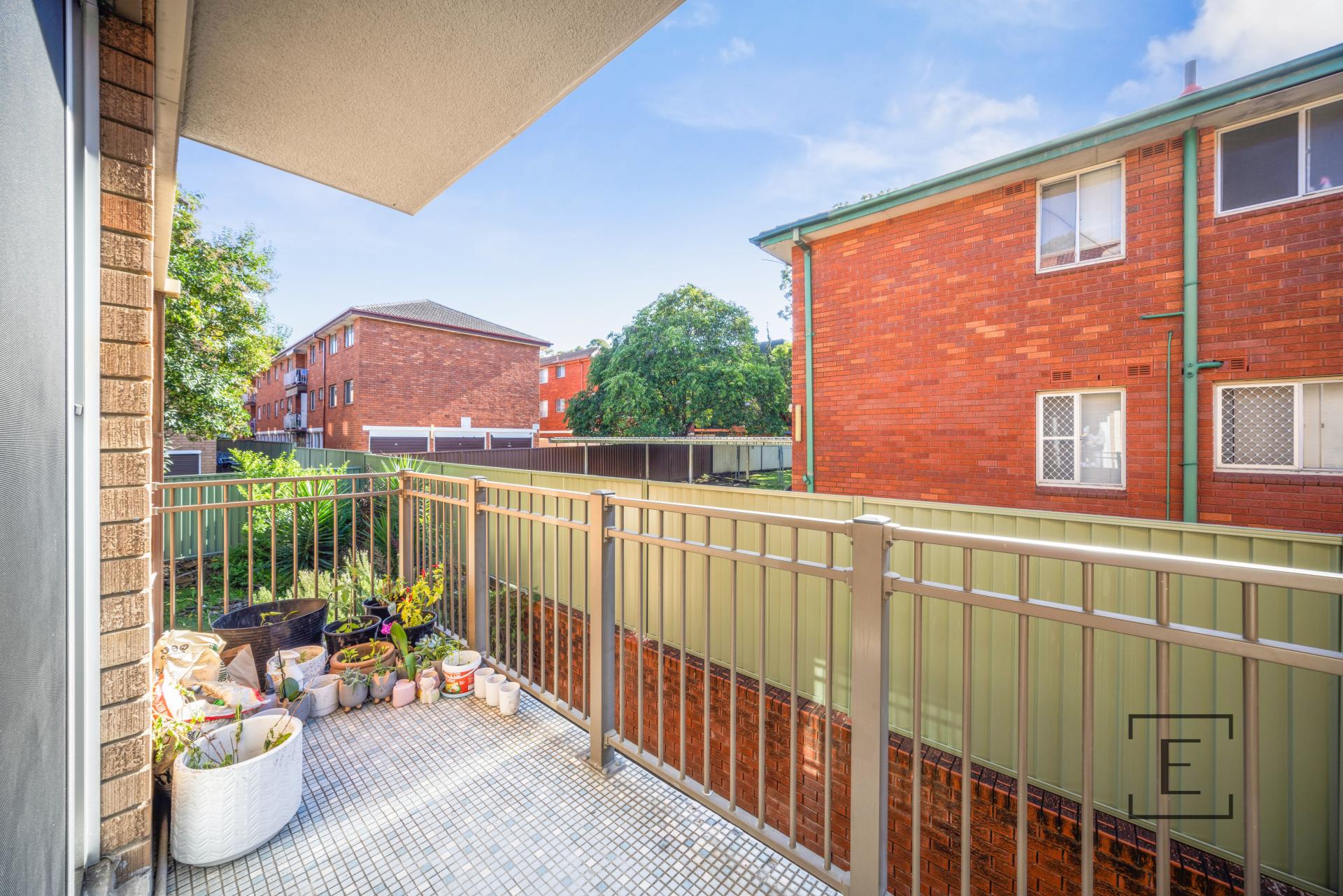 5 / 37 Henley Road, Homebush West