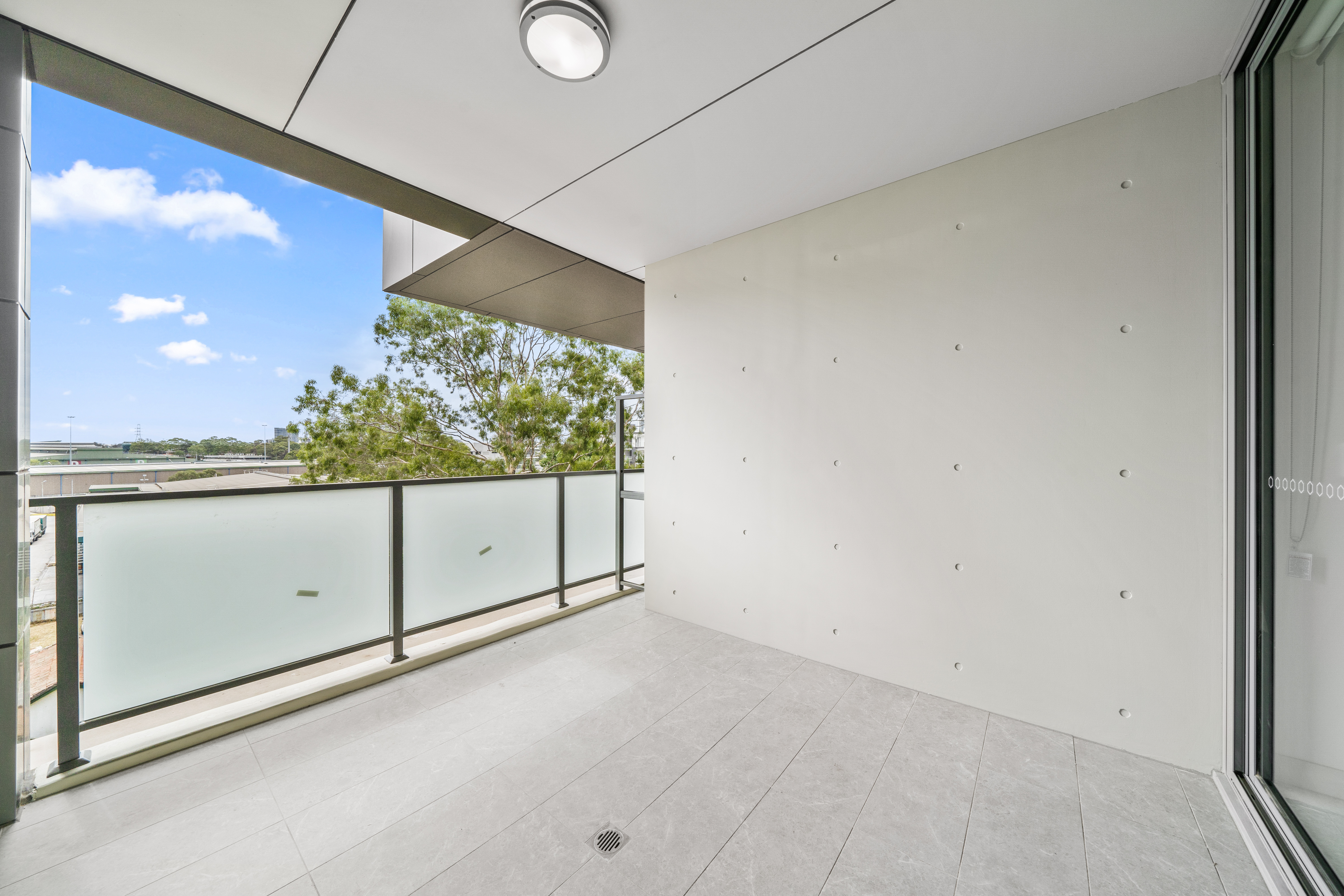 203 / 10 Smallwood Avenue, Homebush