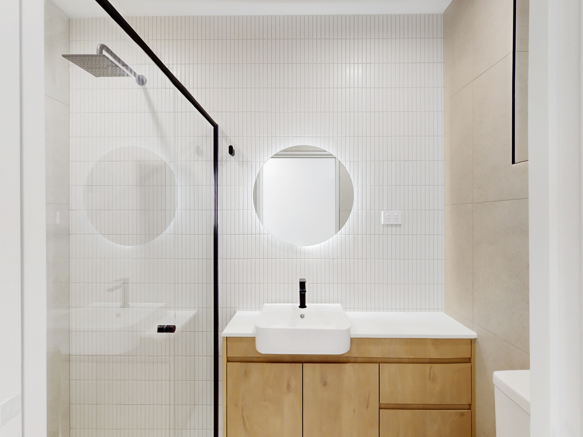 4 / 27 Allison Road, Guildford