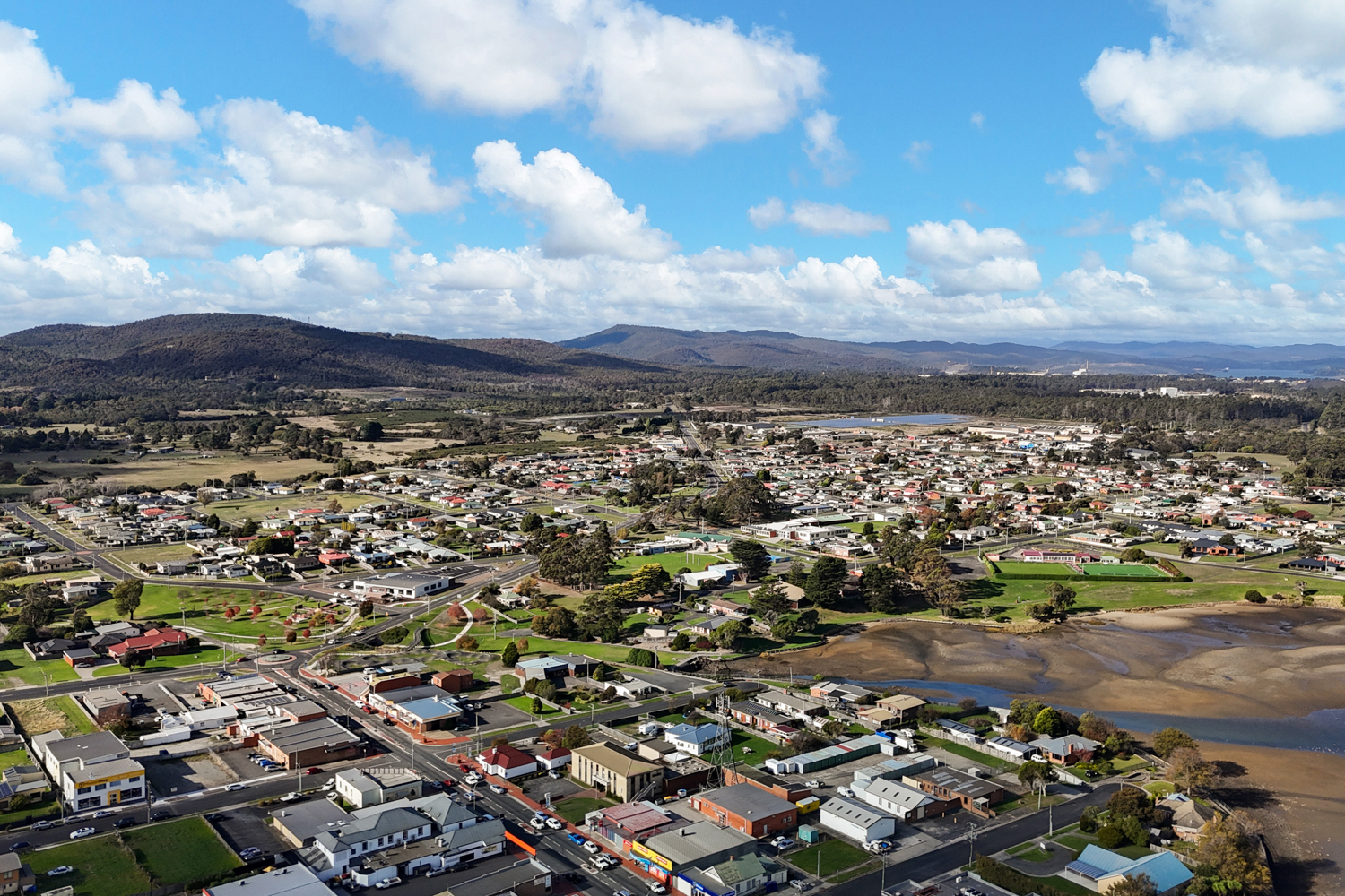 Shop 5 / 79-81 Macquarie Street, George Town