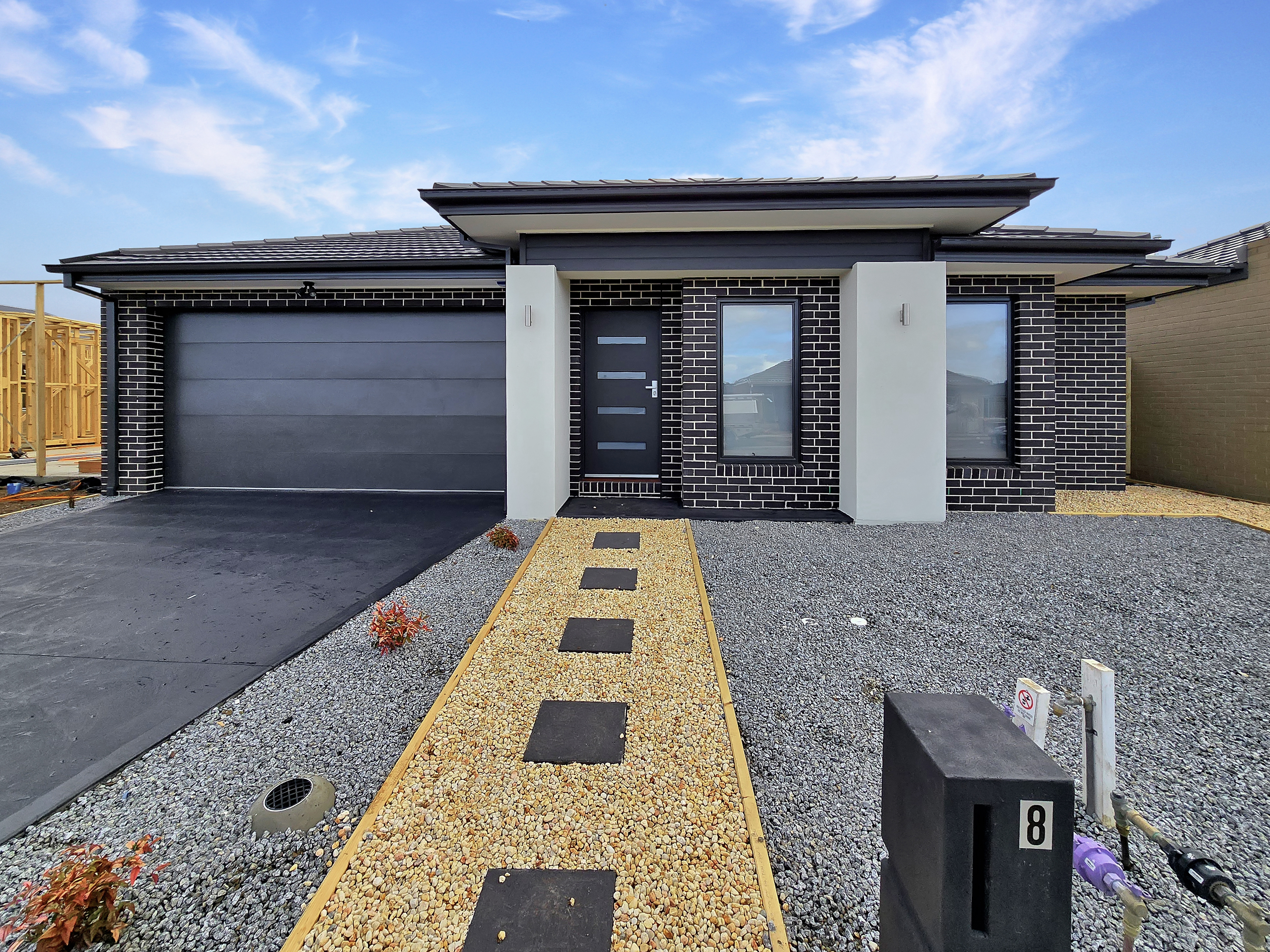 Listing image for 8 Deloraine Street, ARMSTRONG CREEK  VIC  3217