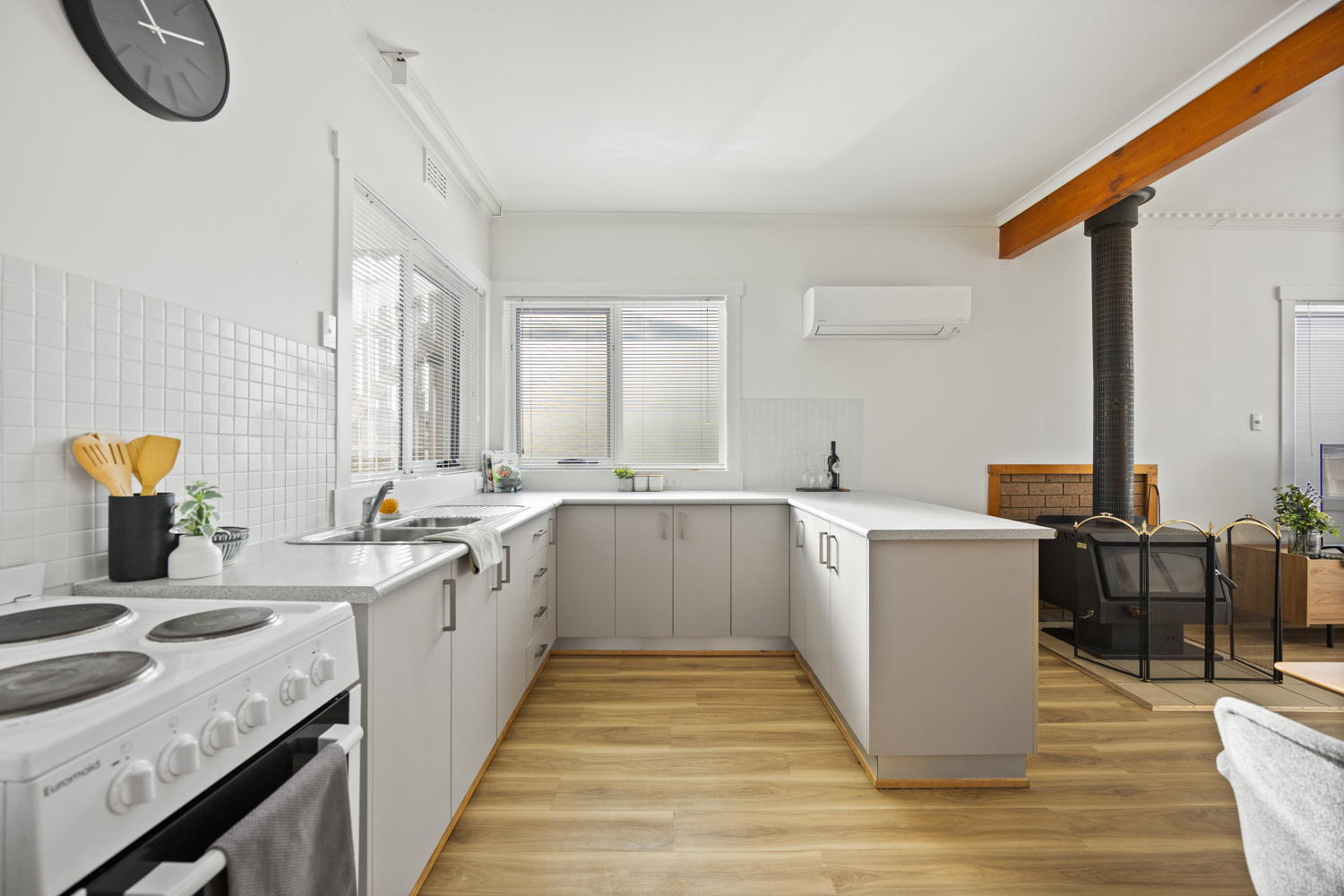 1 / 270 Peel Street West, Summerhill