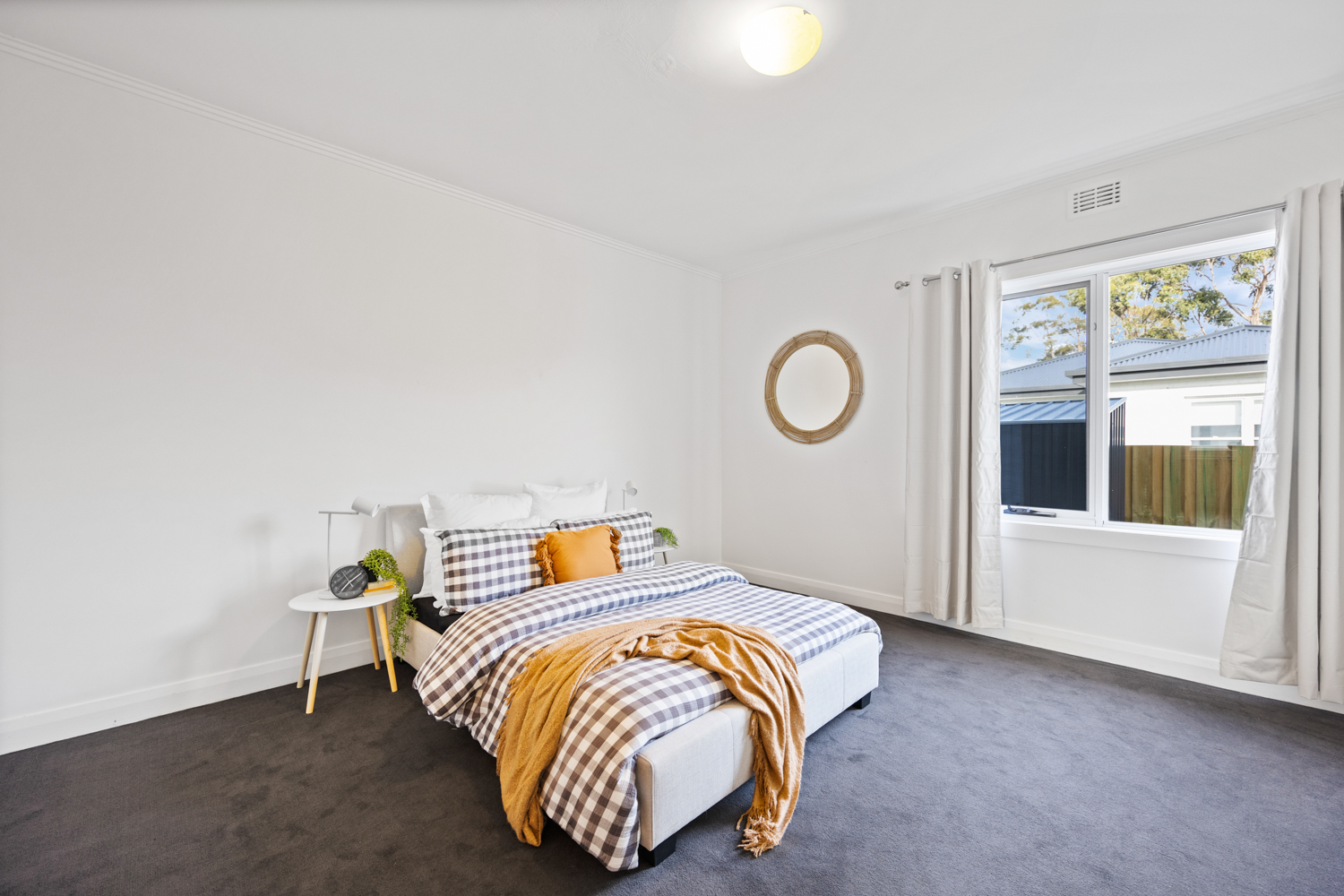 1 / 270 Peel Street West, Summerhill