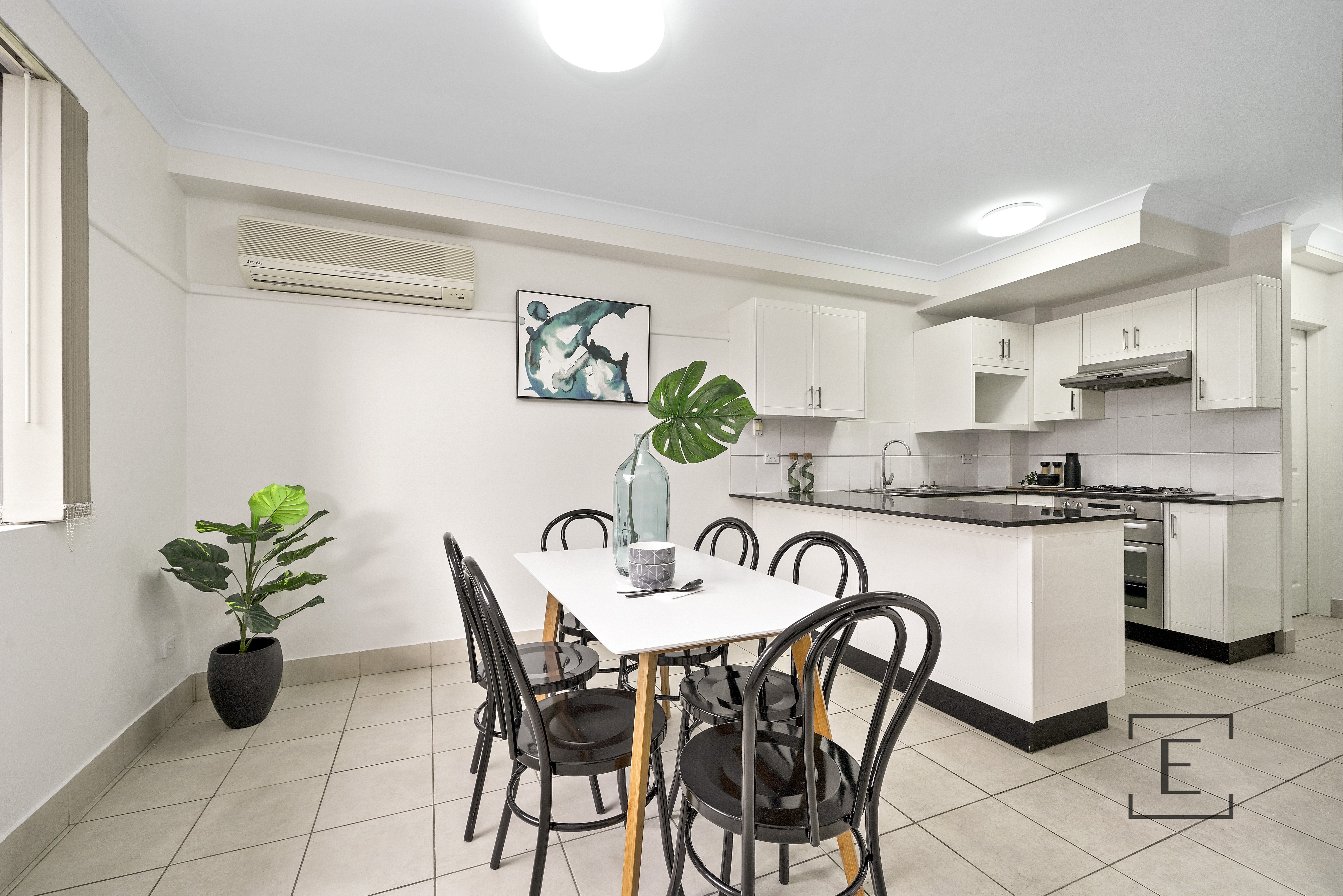 26 / 11 Crane Street, Homebush