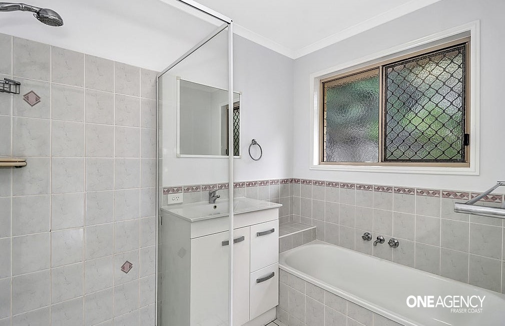 60 Petrel Avenue, River Heads