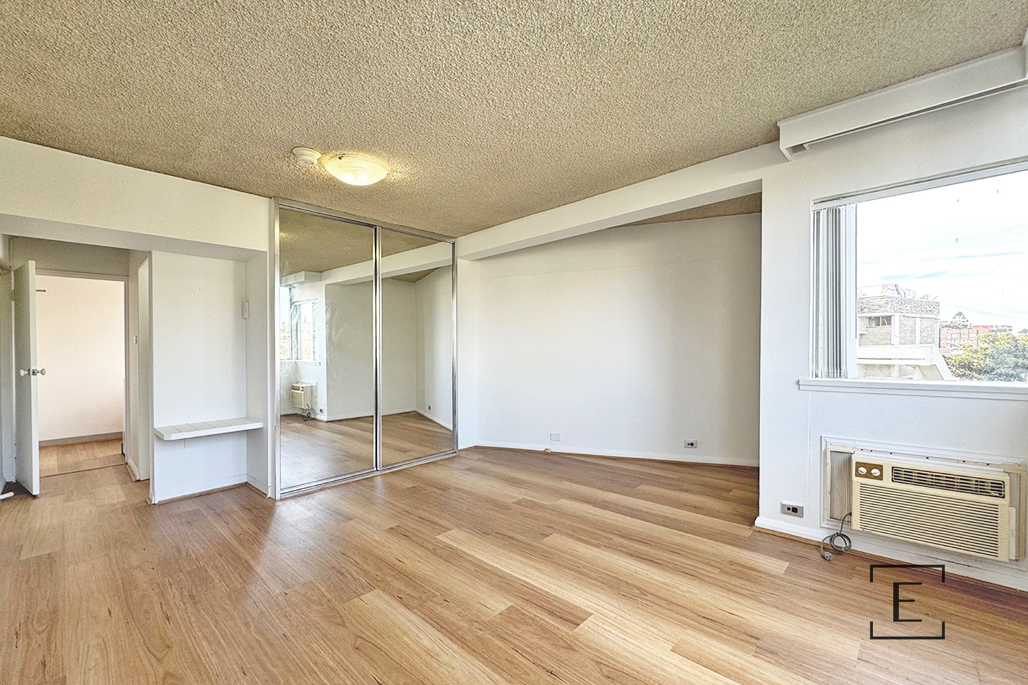 54 / 68 Roslyn Gardens Street, Elizabeth Bay