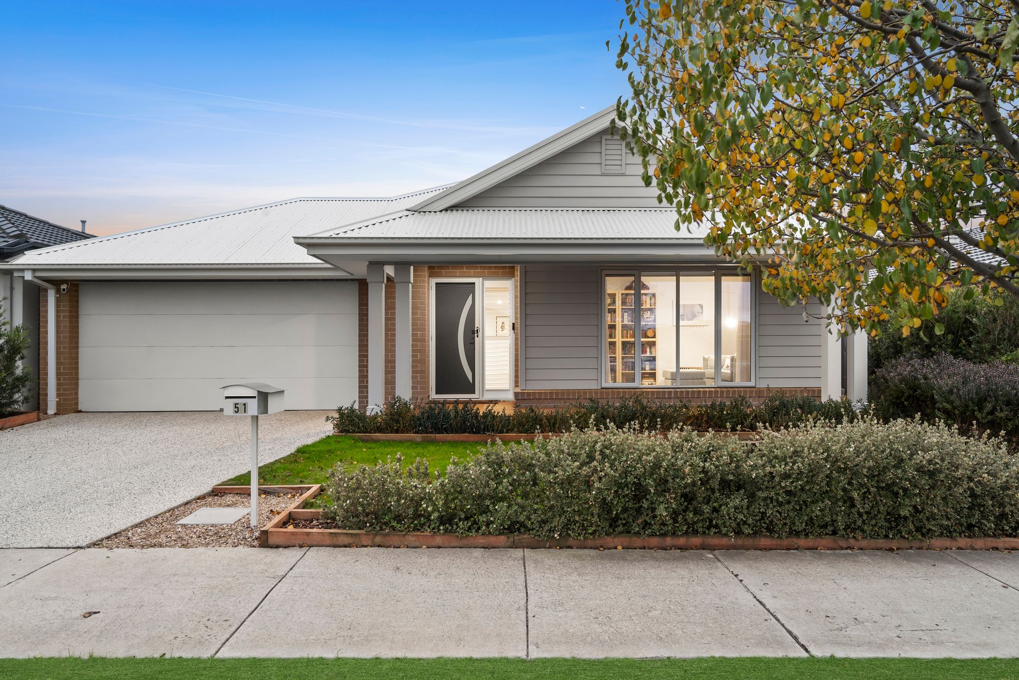 Listing image for 51 Iris Loop, ARMSTRONG CREEK  VIC  3217