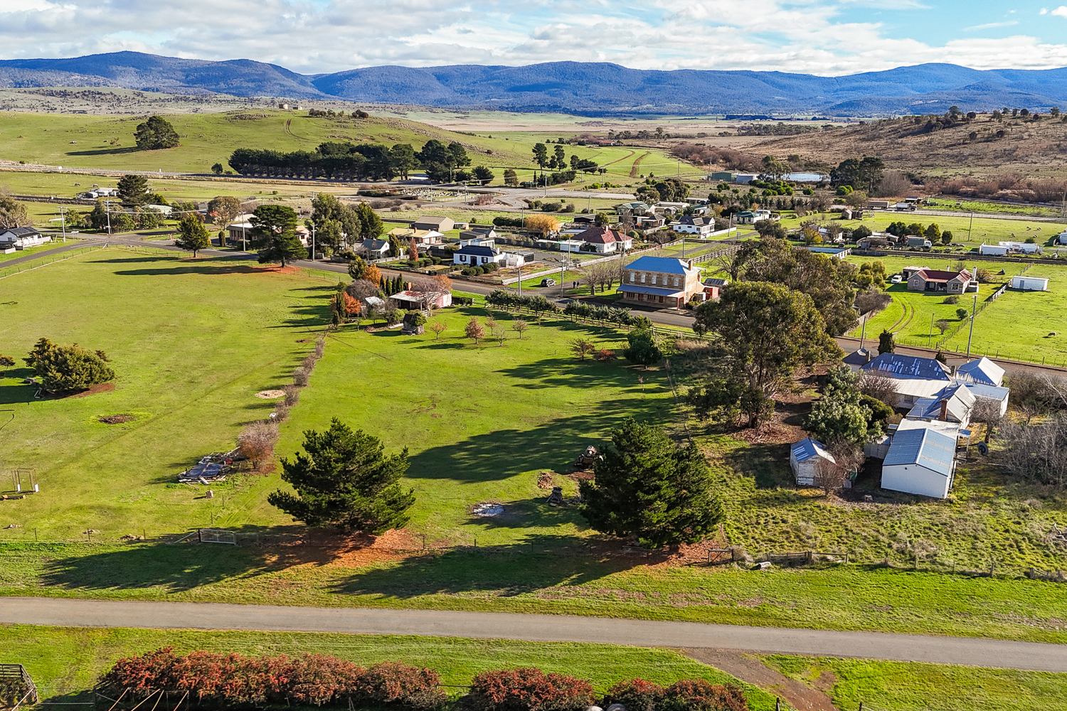 44 Main Road, Tunbridge