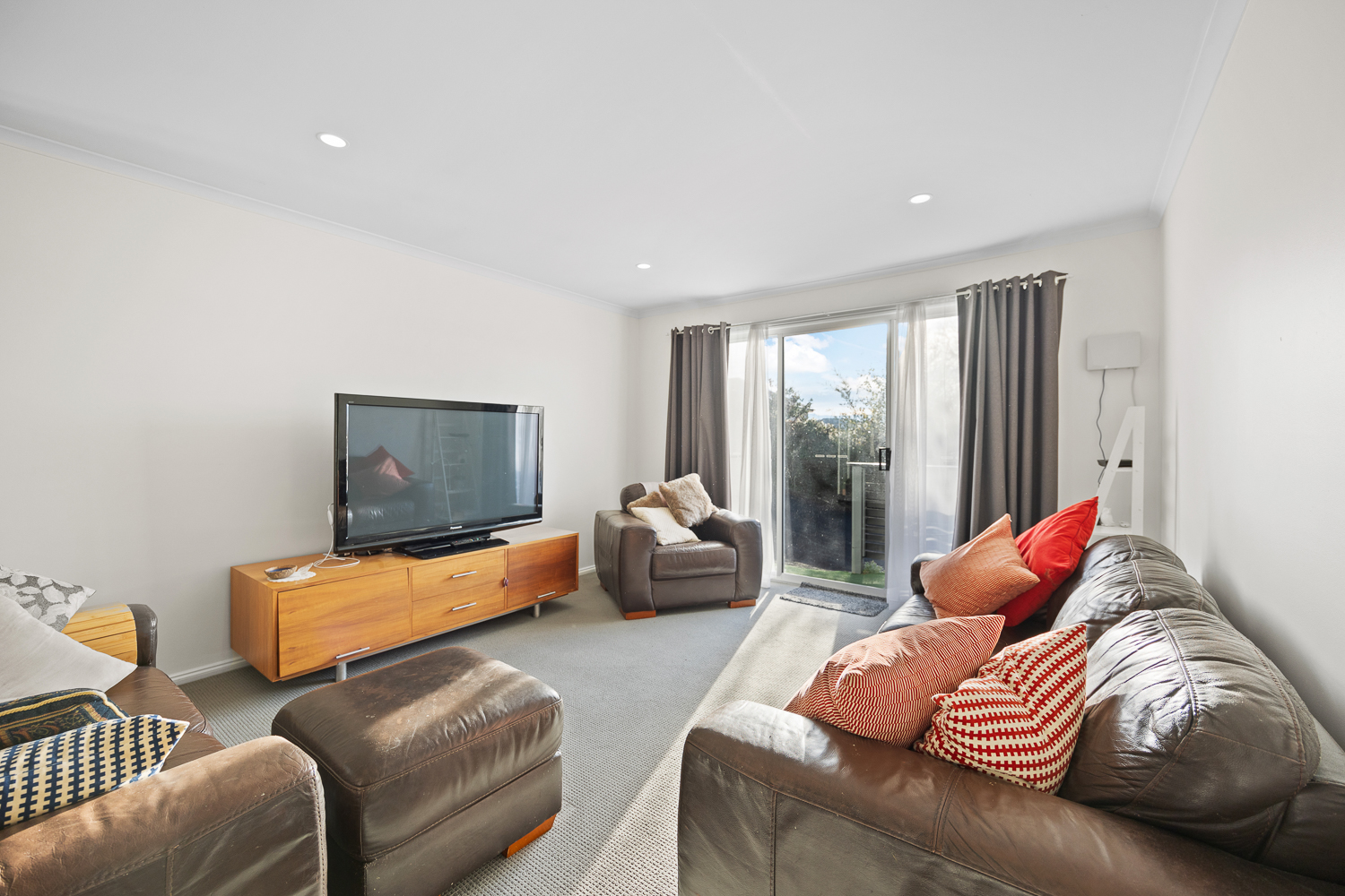 2 / 43a Connaught Crescent, West Launceston