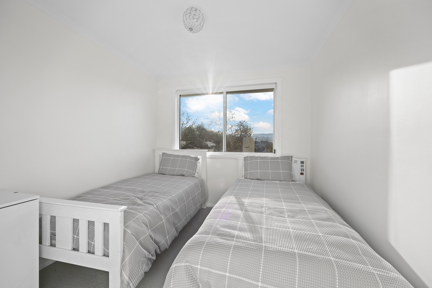 2 / 43a Connaught Crescent, West Launceston
