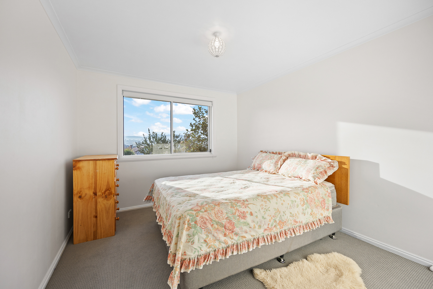 2 / 43a Connaught Crescent, West Launceston
