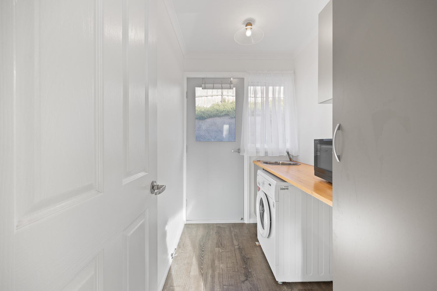 2 / 43a Connaught Crescent, West Launceston