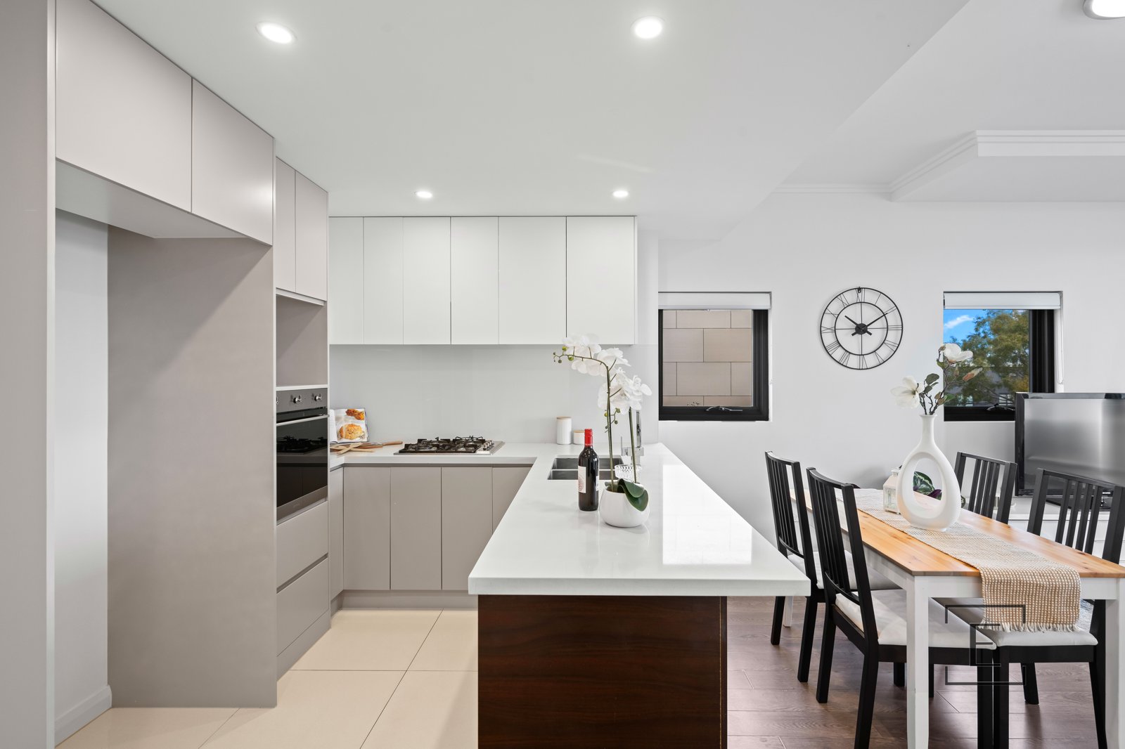 701 / 4 Smallwood Avenue, Homebush