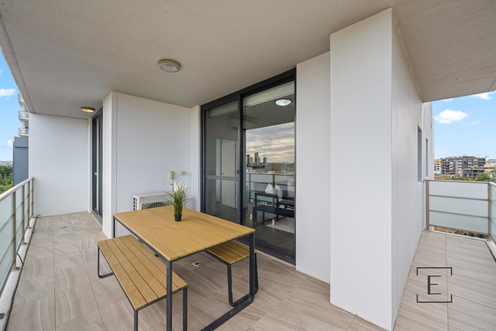 701 / 4 Smallwood Avenue, Homebush