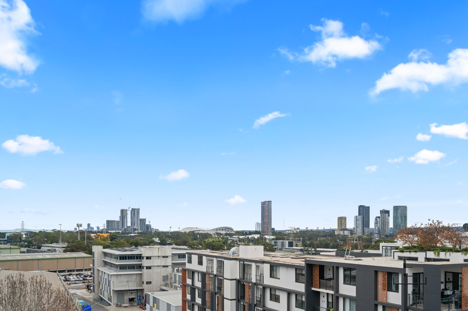 701 / 4 Smallwood Avenue, Homebush