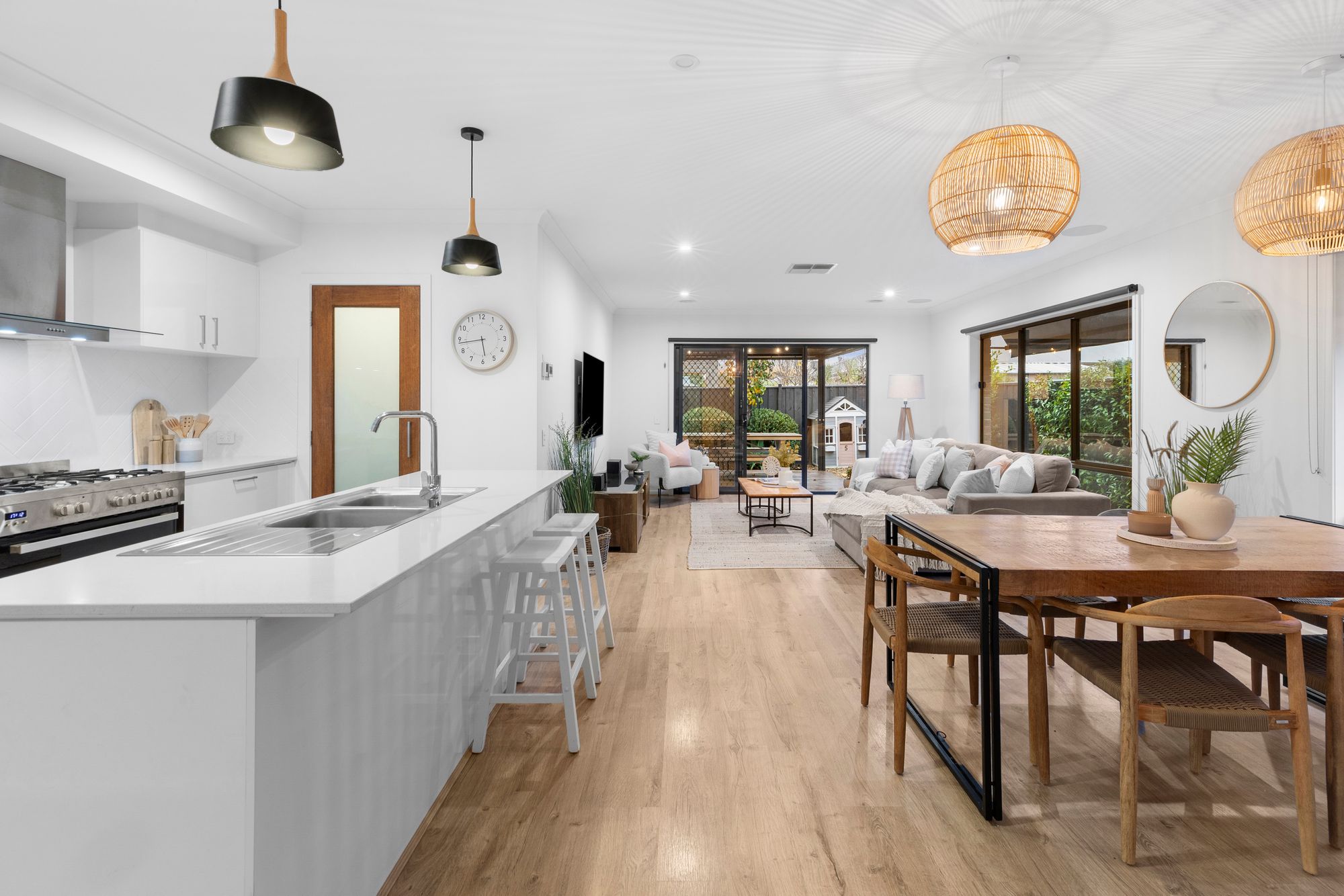 Listing image for 37 Carisbrook Street, ARMSTRONG CREEK  VIC  3217