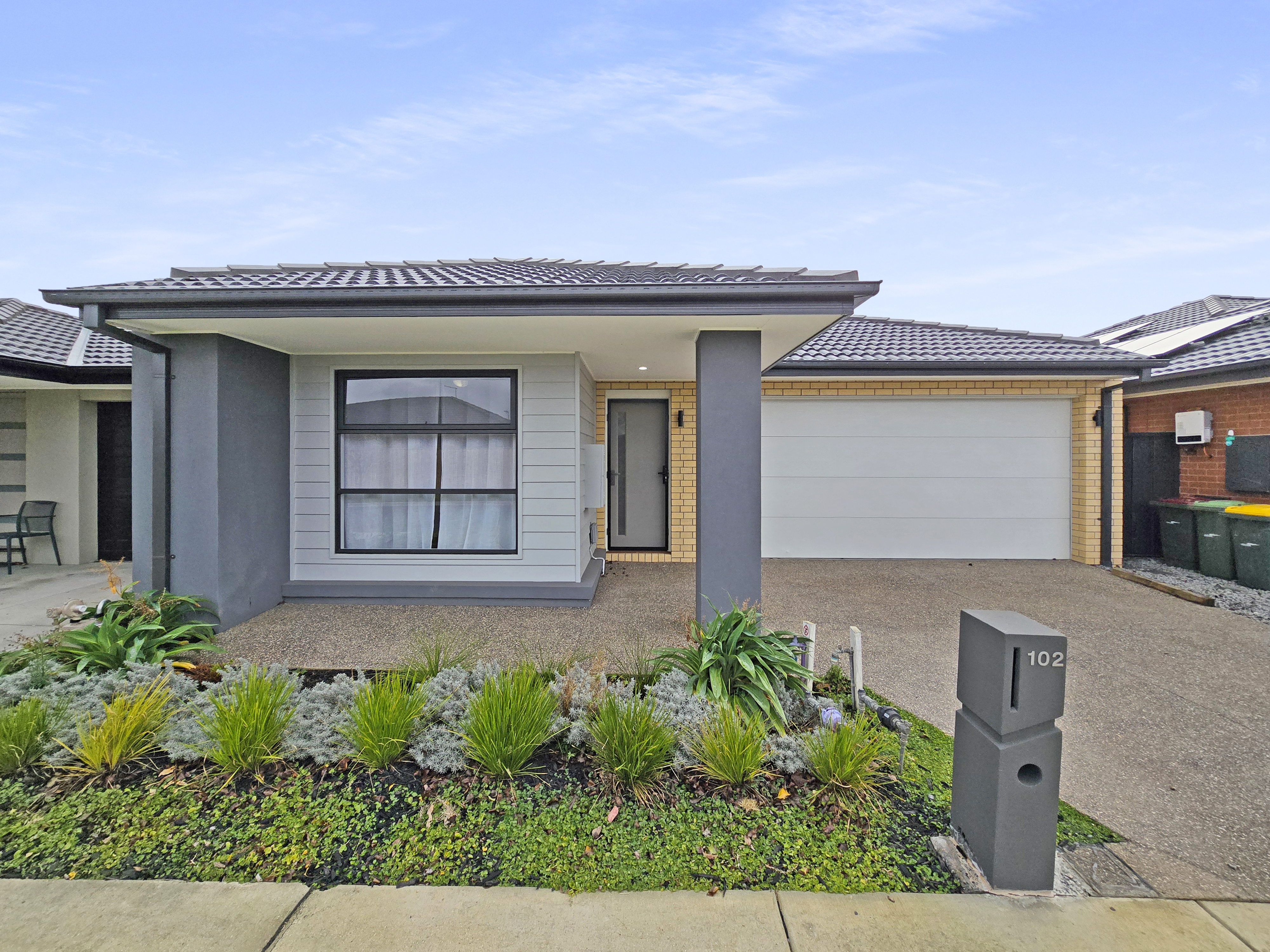 Listing image for 102 Naturaliste Way, ARMSTRONG CREEK  VIC  3217