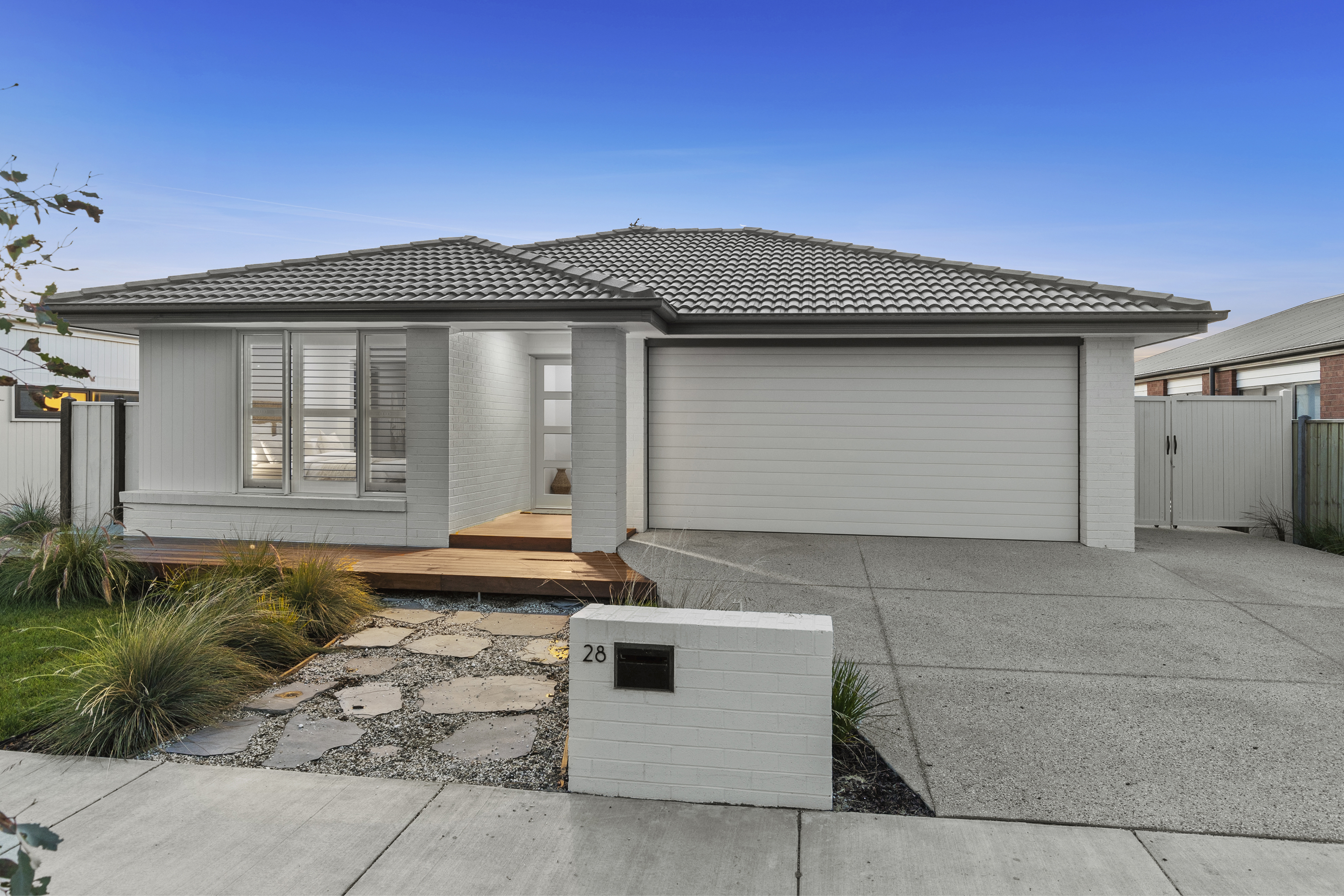 Listing image for 28 Robinson Street, ARMSTRONG CREEK  VIC  3217
