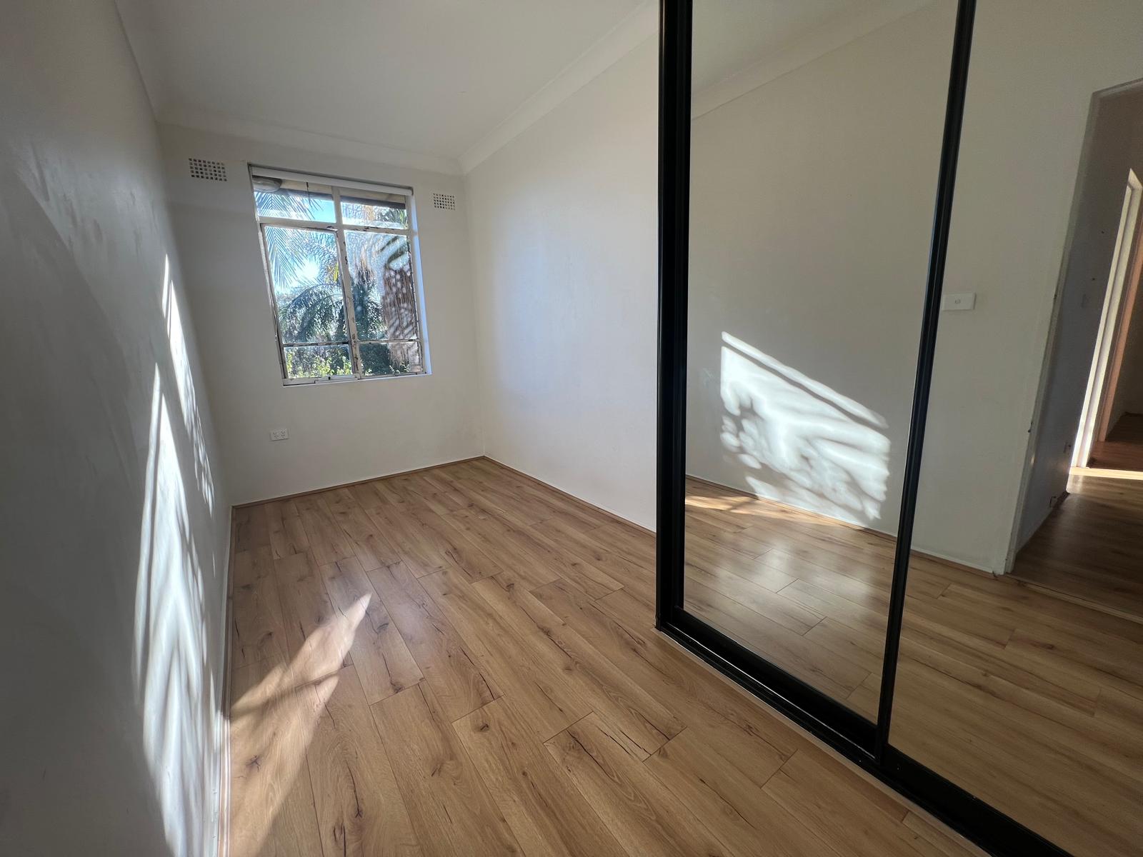 6 / 297-299 King Georges Road, Roselands