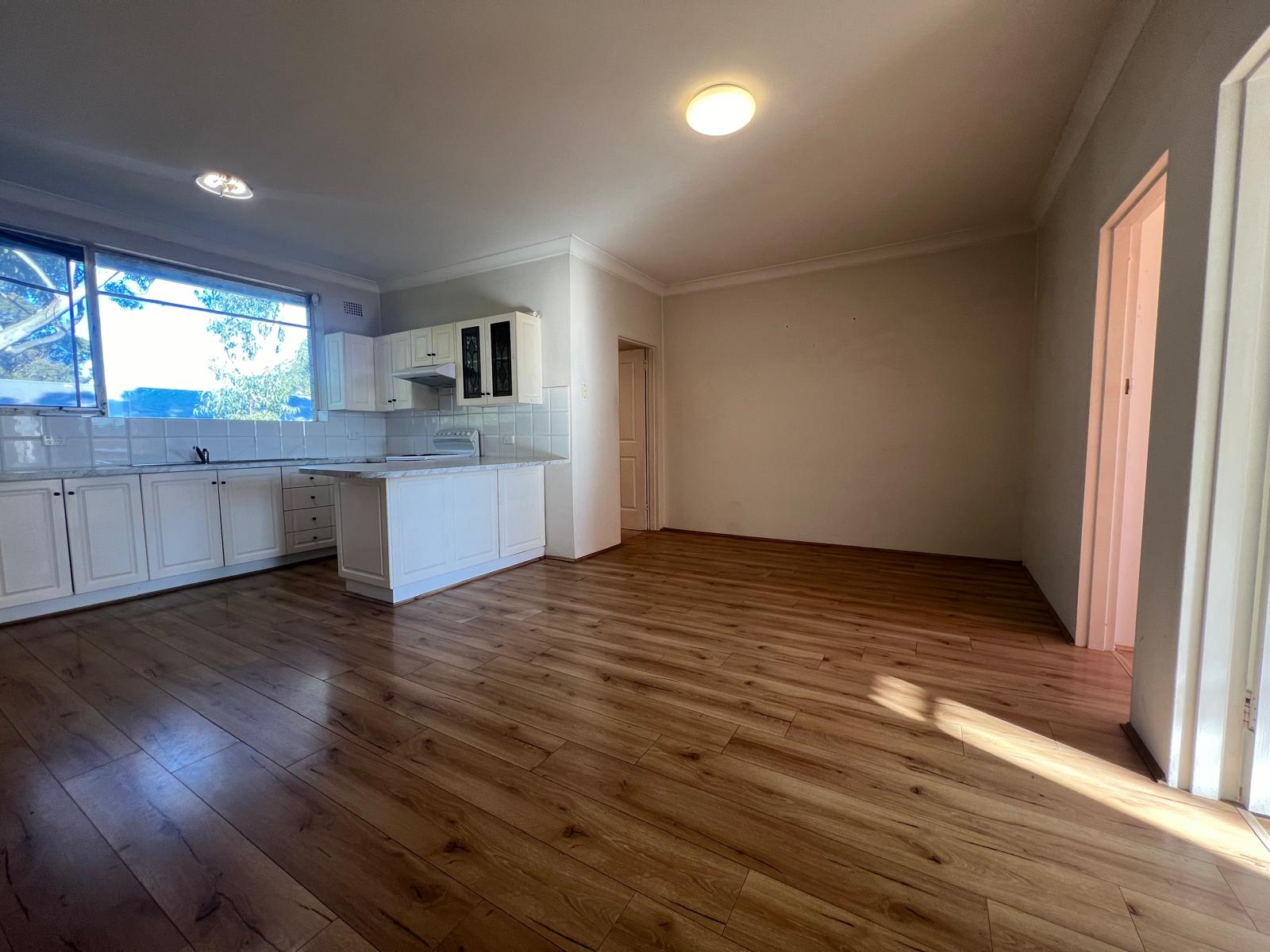 6 / 297-299 King Georges Road, Roselands