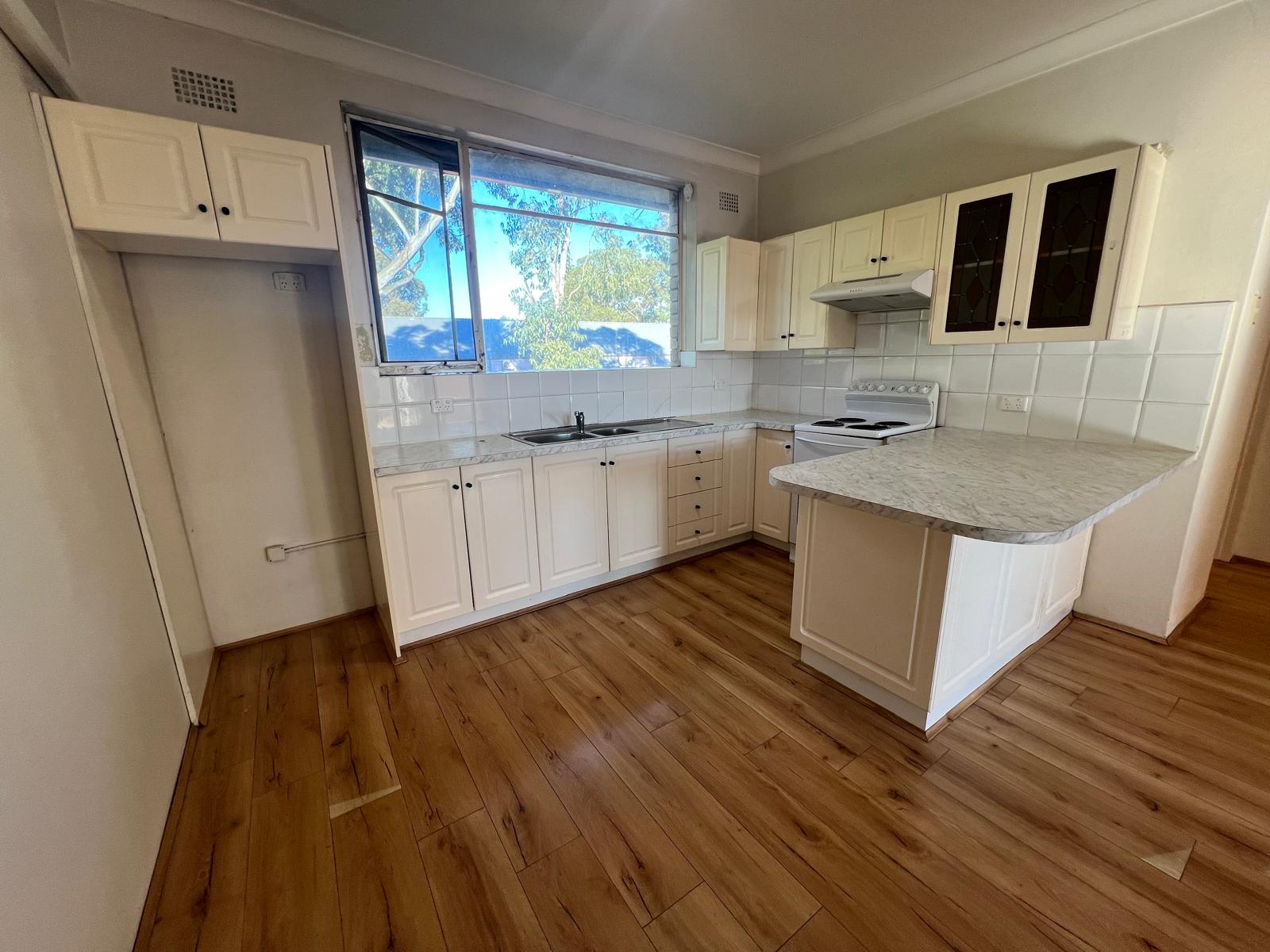 6 / 297-299 King Georges Road, Roselands